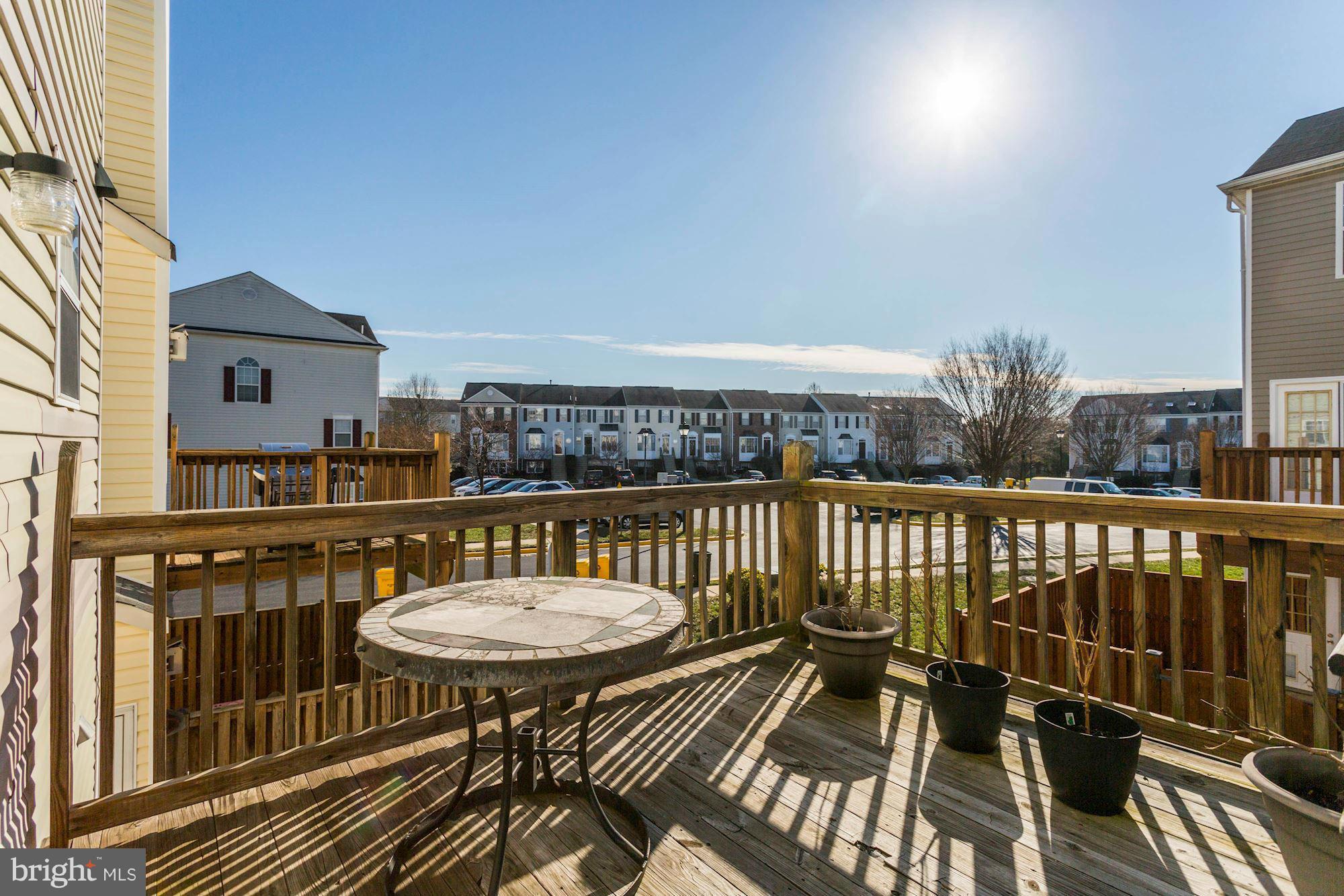 NANTUCKET MEWS @ CROFTON - Residential