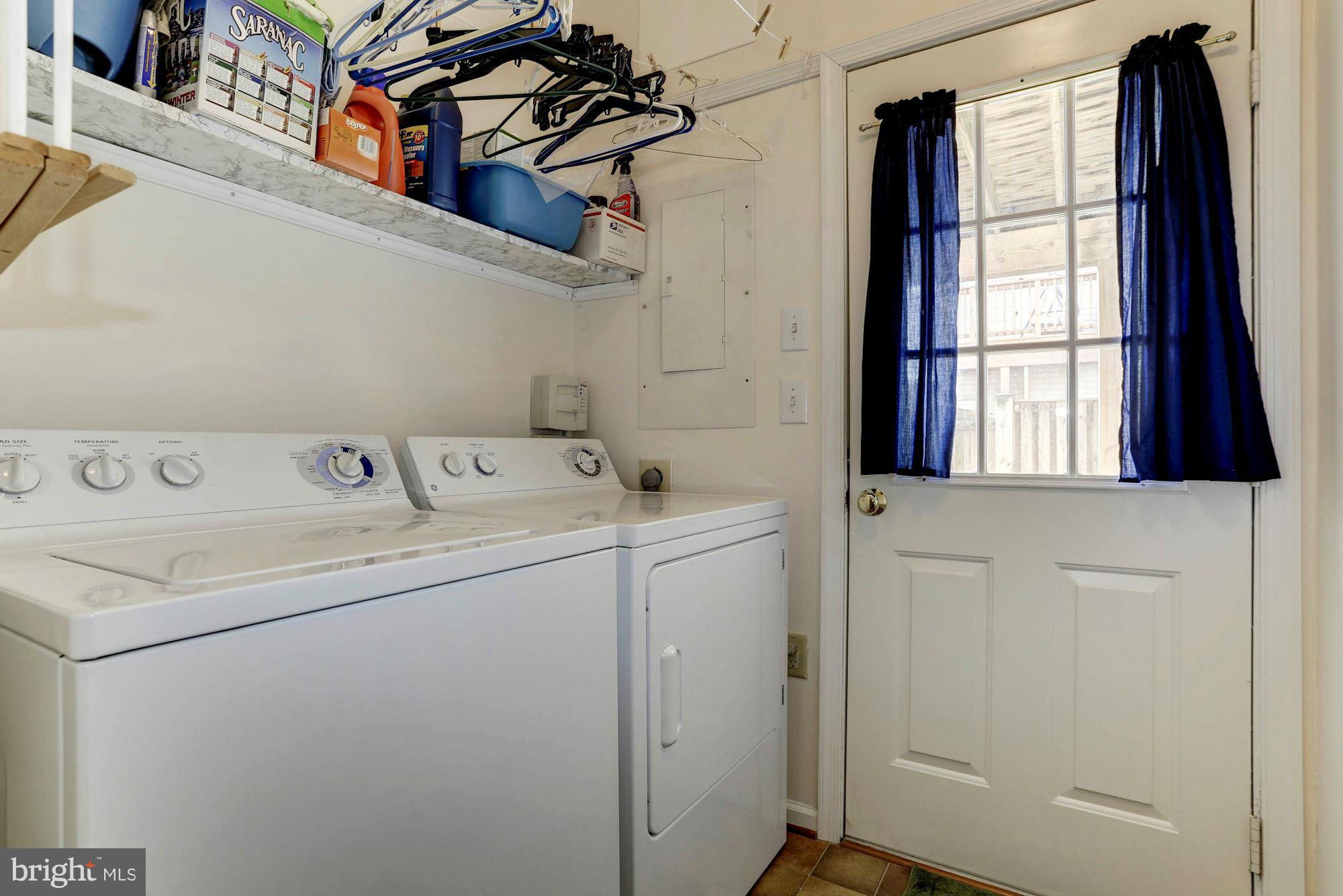 NANTUCKET MEWS @ CROFTON - Residential