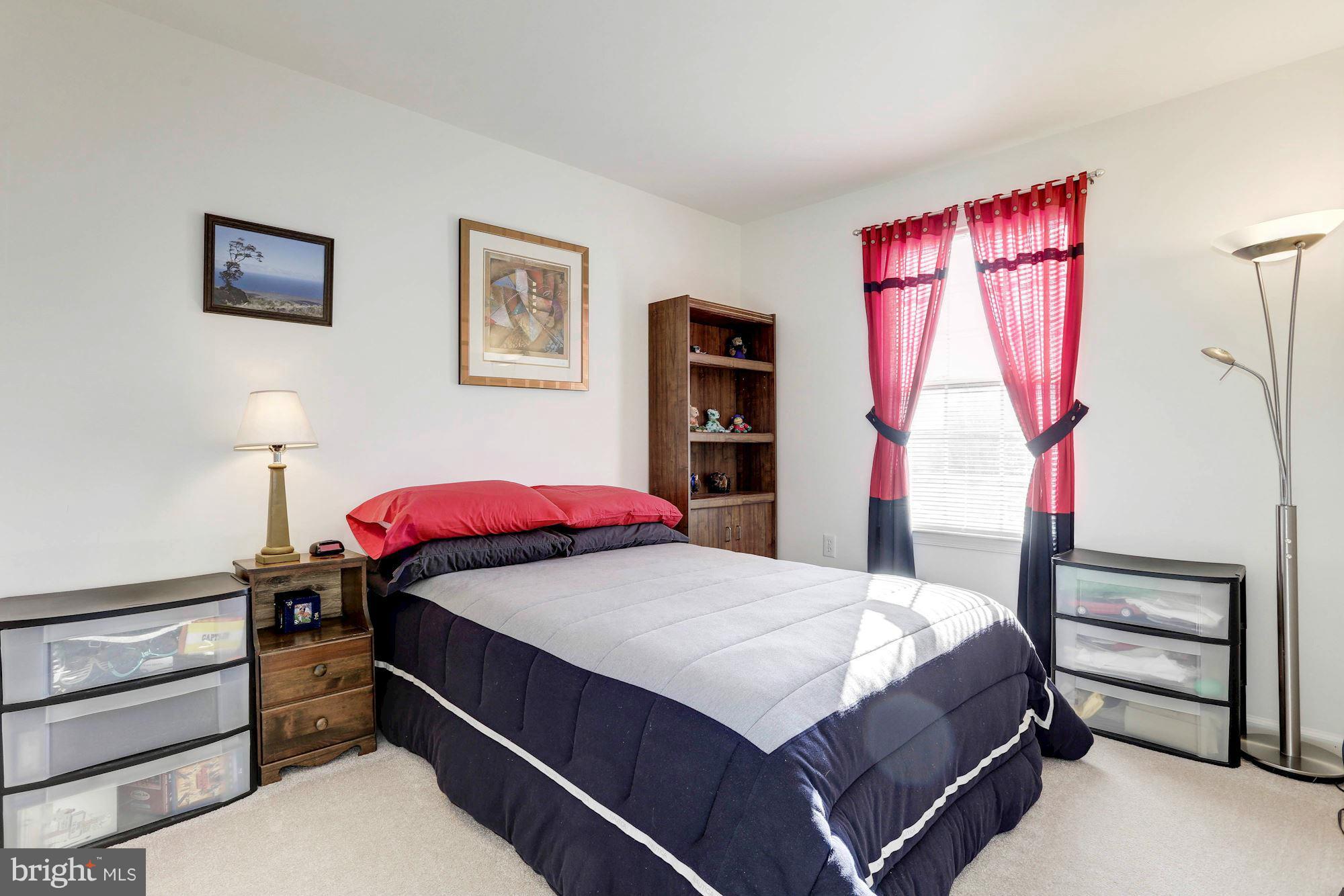 NANTUCKET MEWS @ CROFTON - Residential