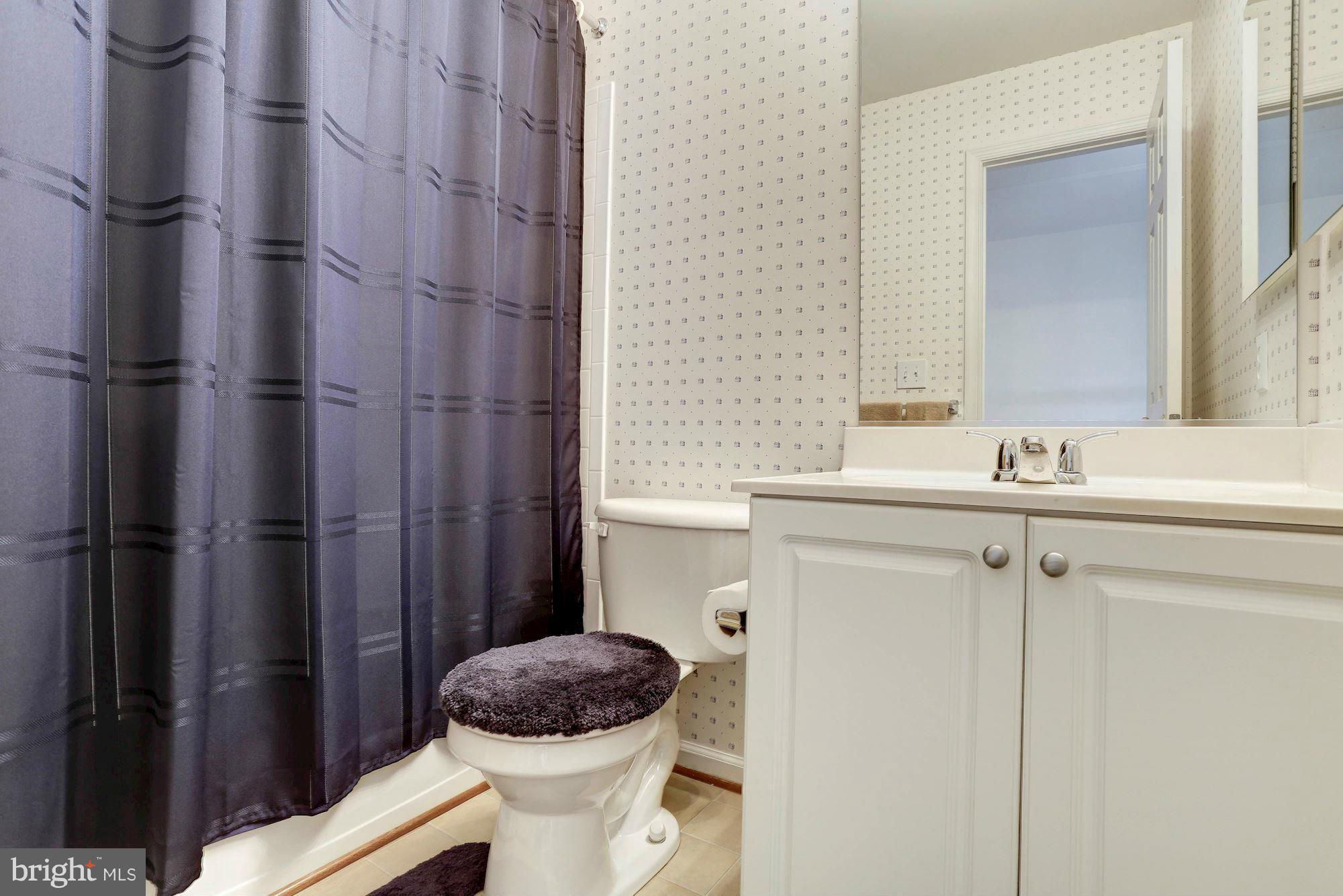 NANTUCKET MEWS @ CROFTON - Residential