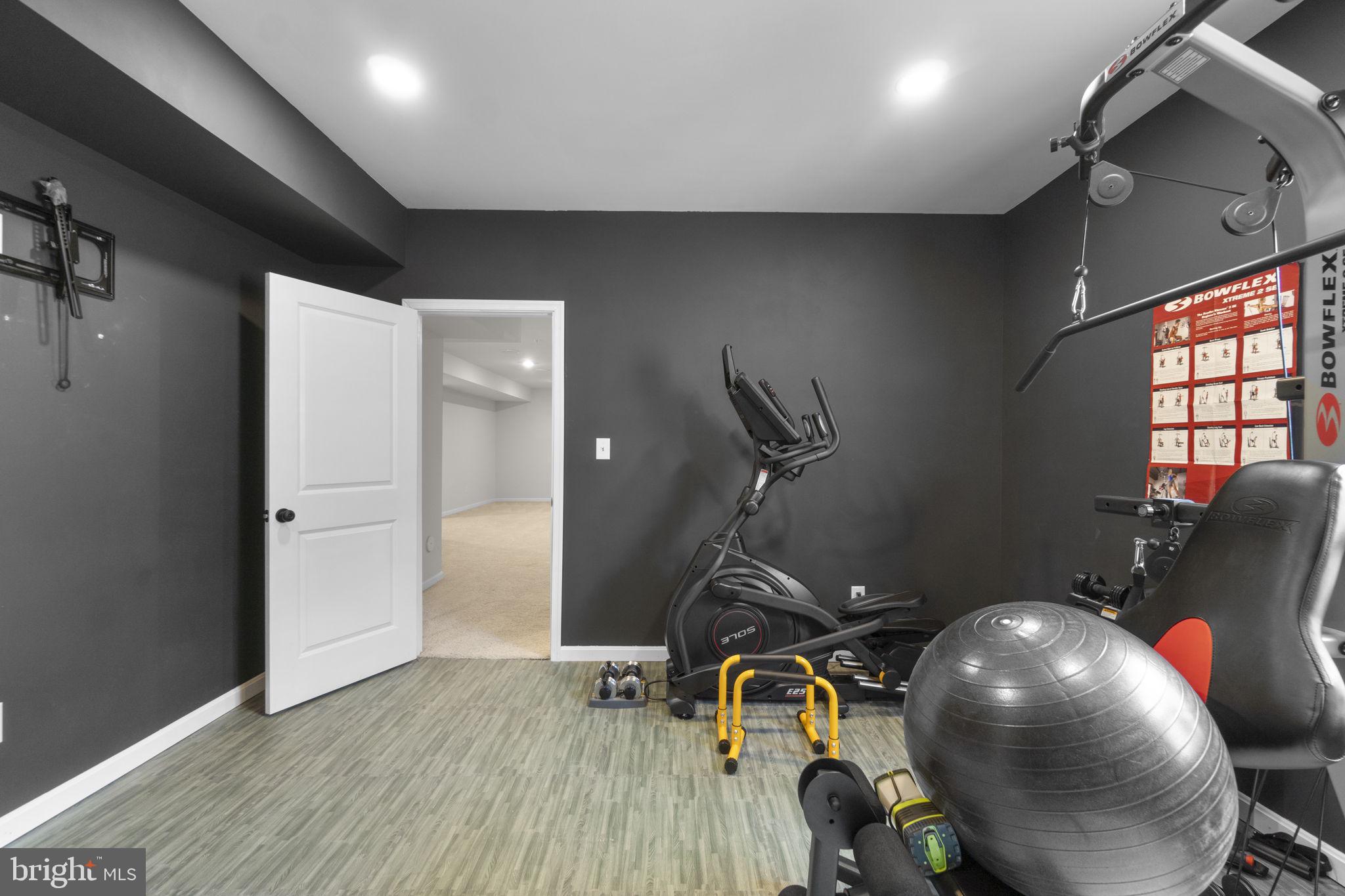 STONEGATE - Residential