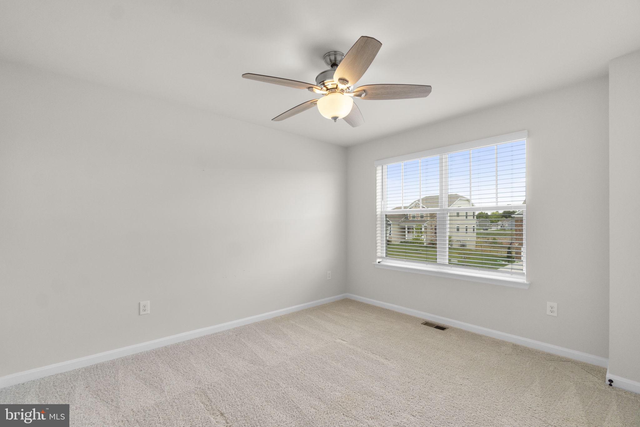 STONEGATE - Residential