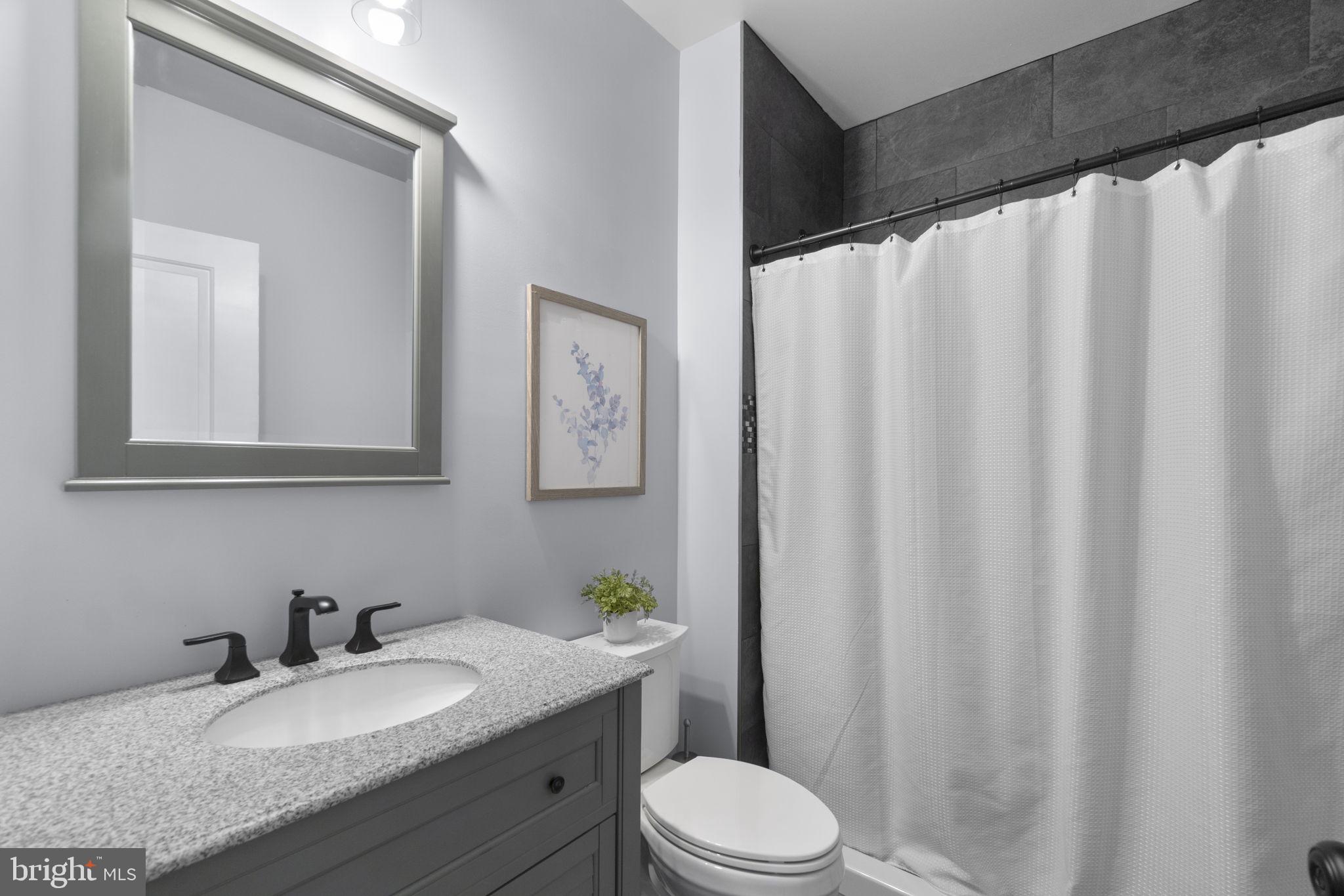STONEGATE - Residential