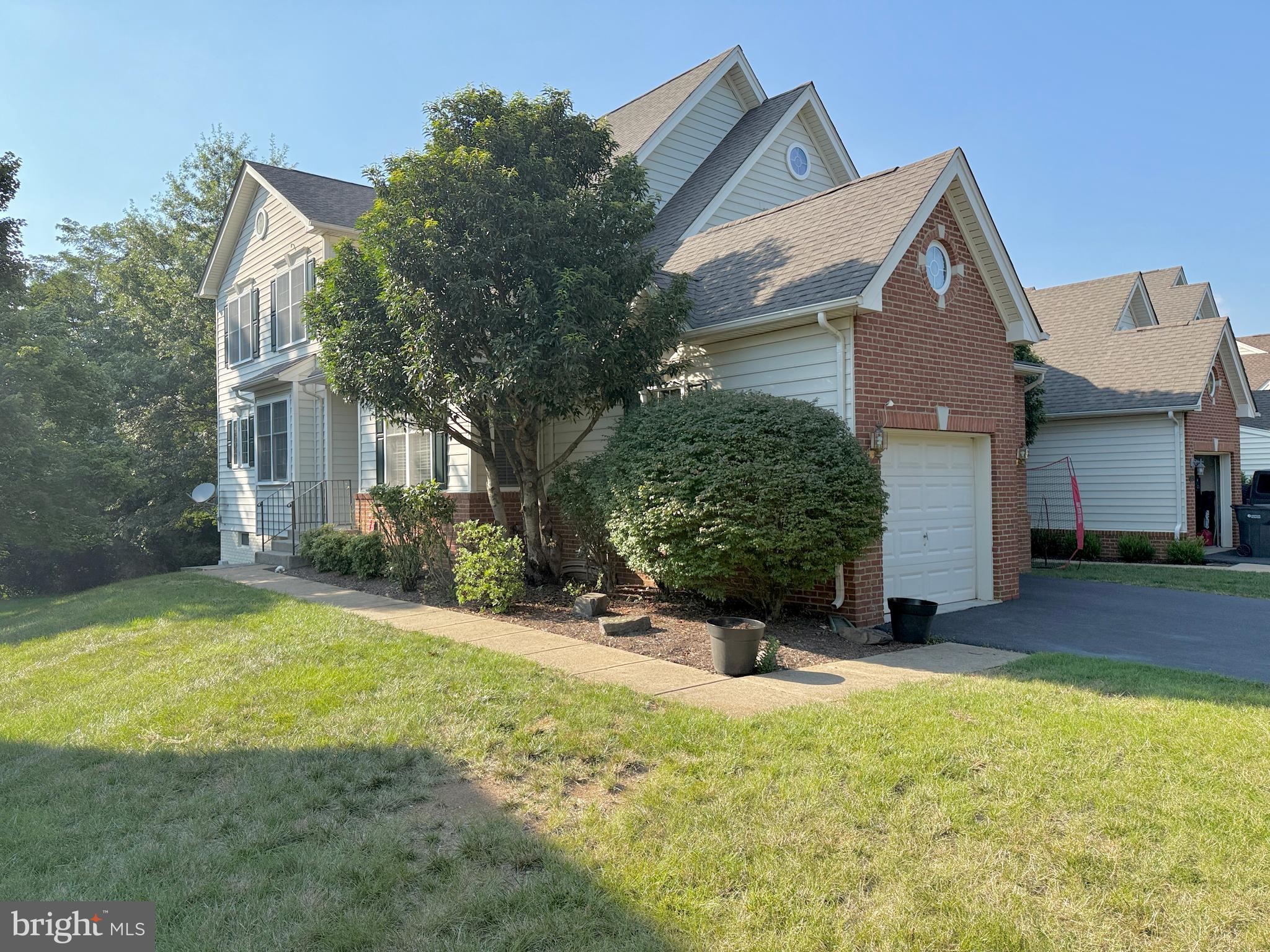 DOMINION VALLEY COUNTRY CLUB - Residential Lease