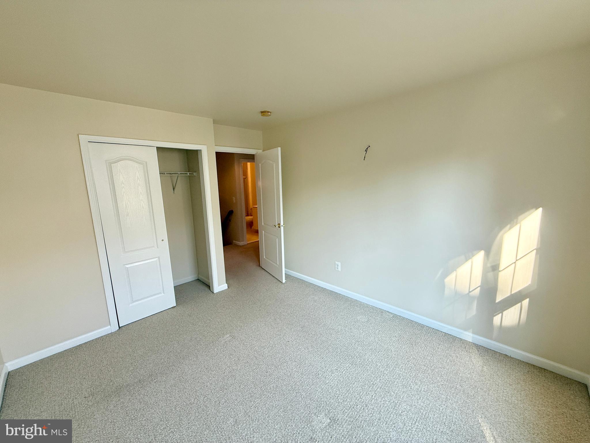 DOMINION VALLEY COUNTRY CLUB - Residential Lease