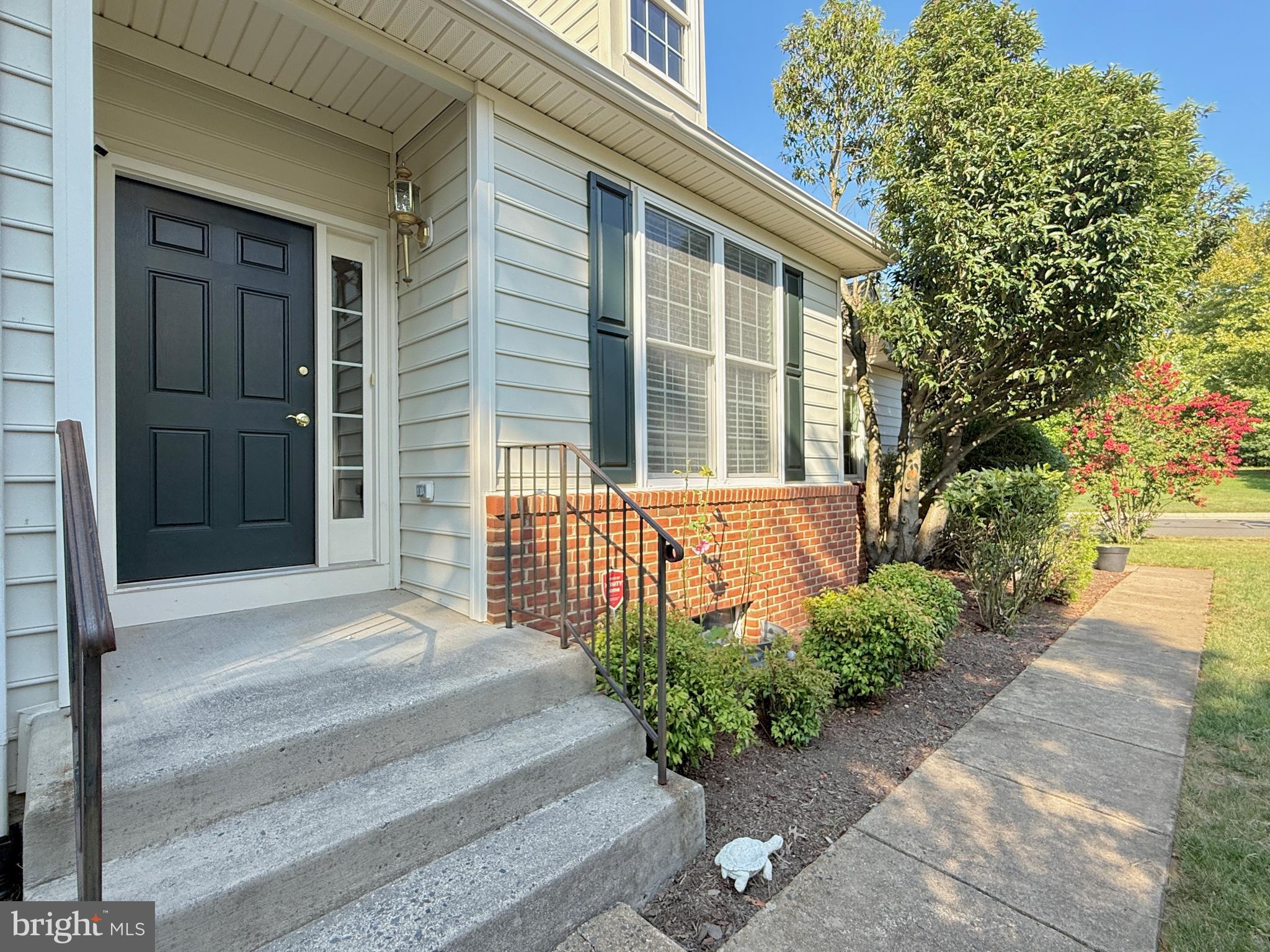 DOMINION VALLEY COUNTRY CLUB - Residential Lease