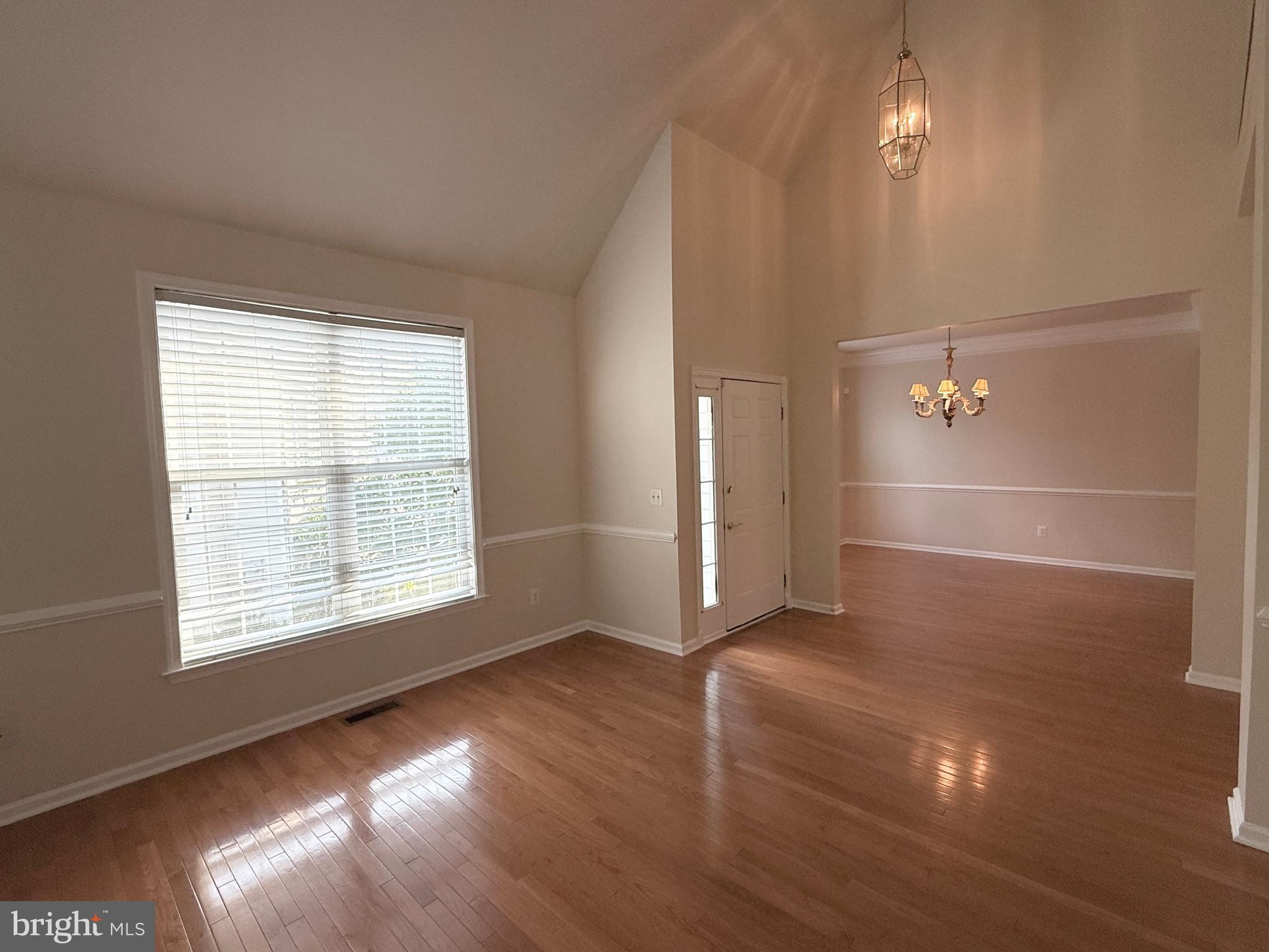 DOMINION VALLEY COUNTRY CLUB - Residential Lease