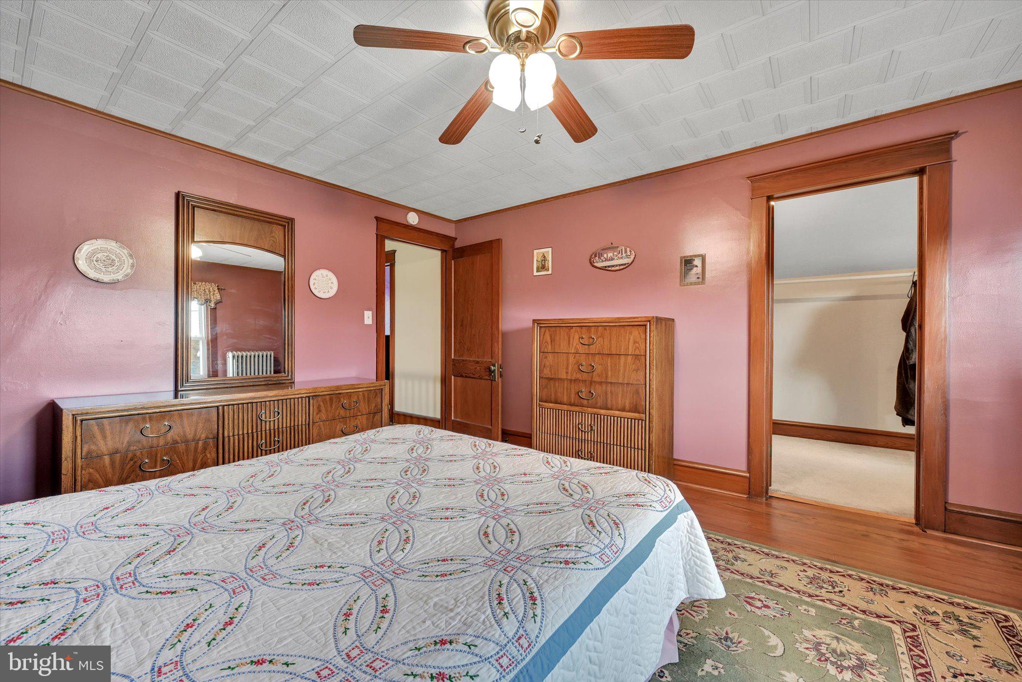 BLUE RIBBON FARMS - Residential
