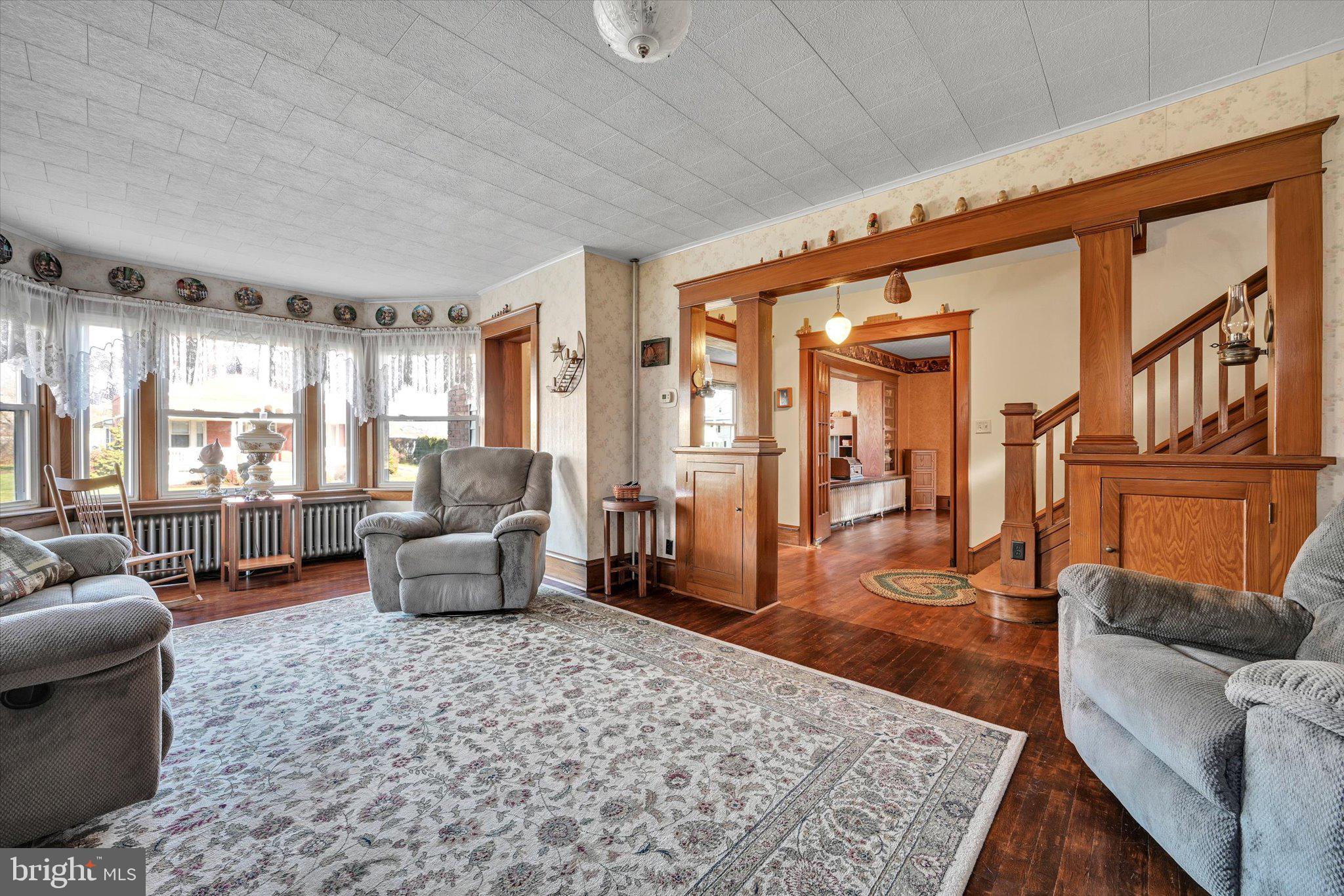 BLUE RIBBON FARMS - Residential