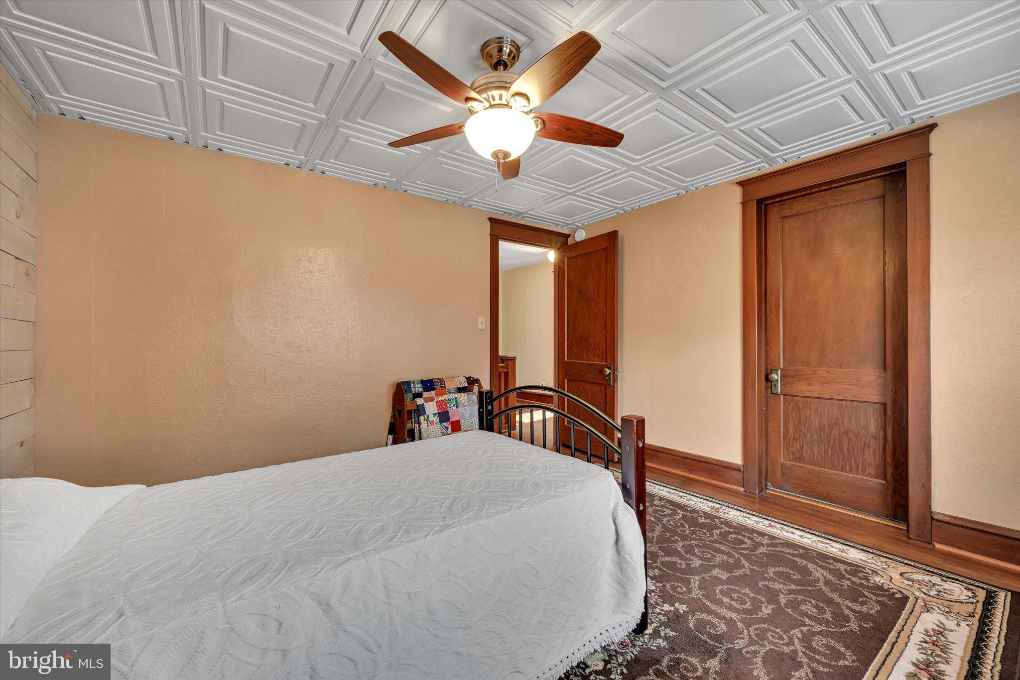 BLUE RIBBON FARMS - Residential