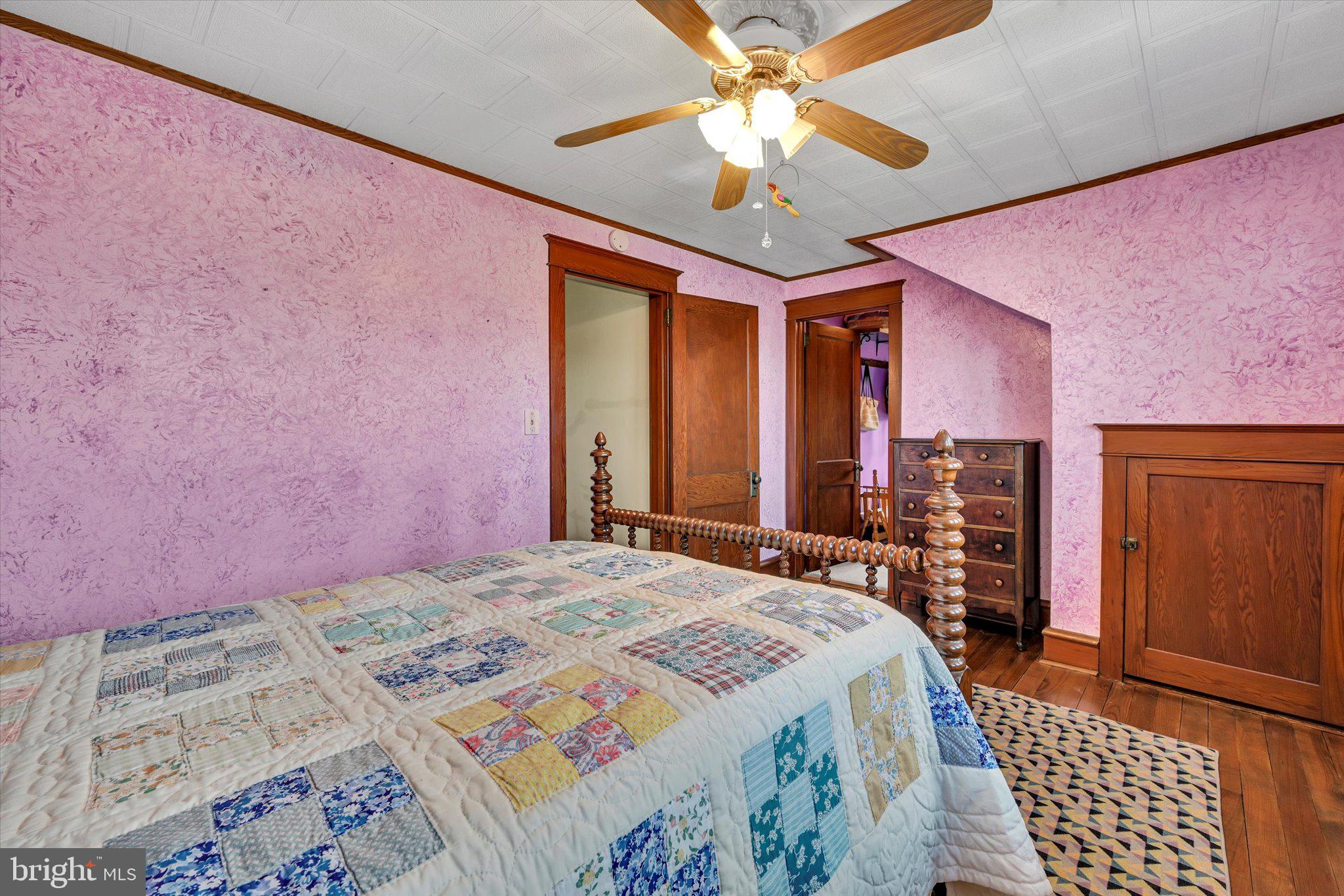 BLUE RIBBON FARMS - Residential