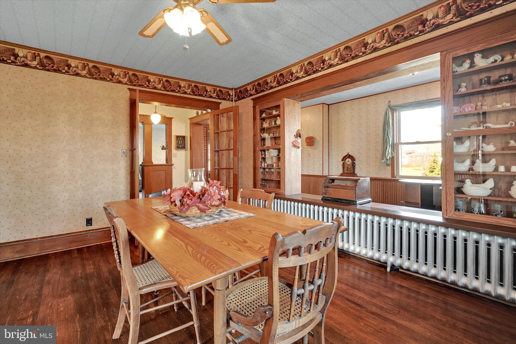 BLUE RIBBON FARMS - Residential
