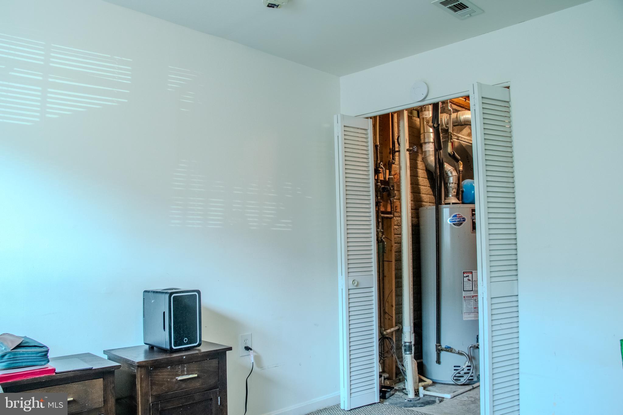 SEVEN OAKS - Residential