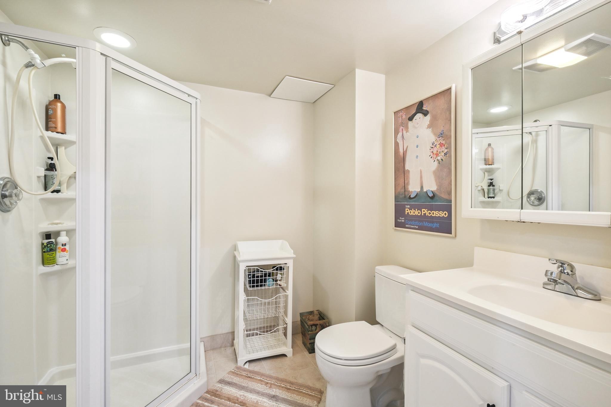 LUXMANOR - Residential