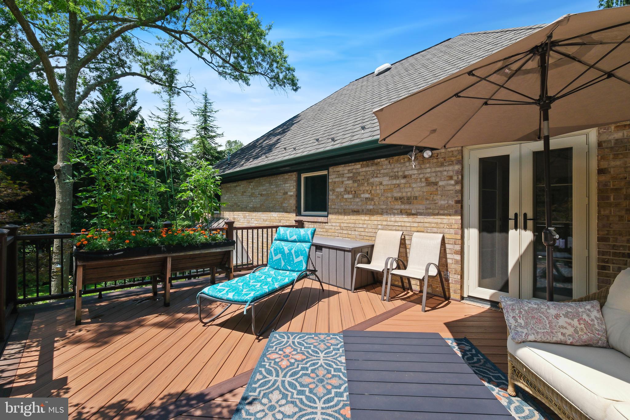 LUXMANOR - Residential