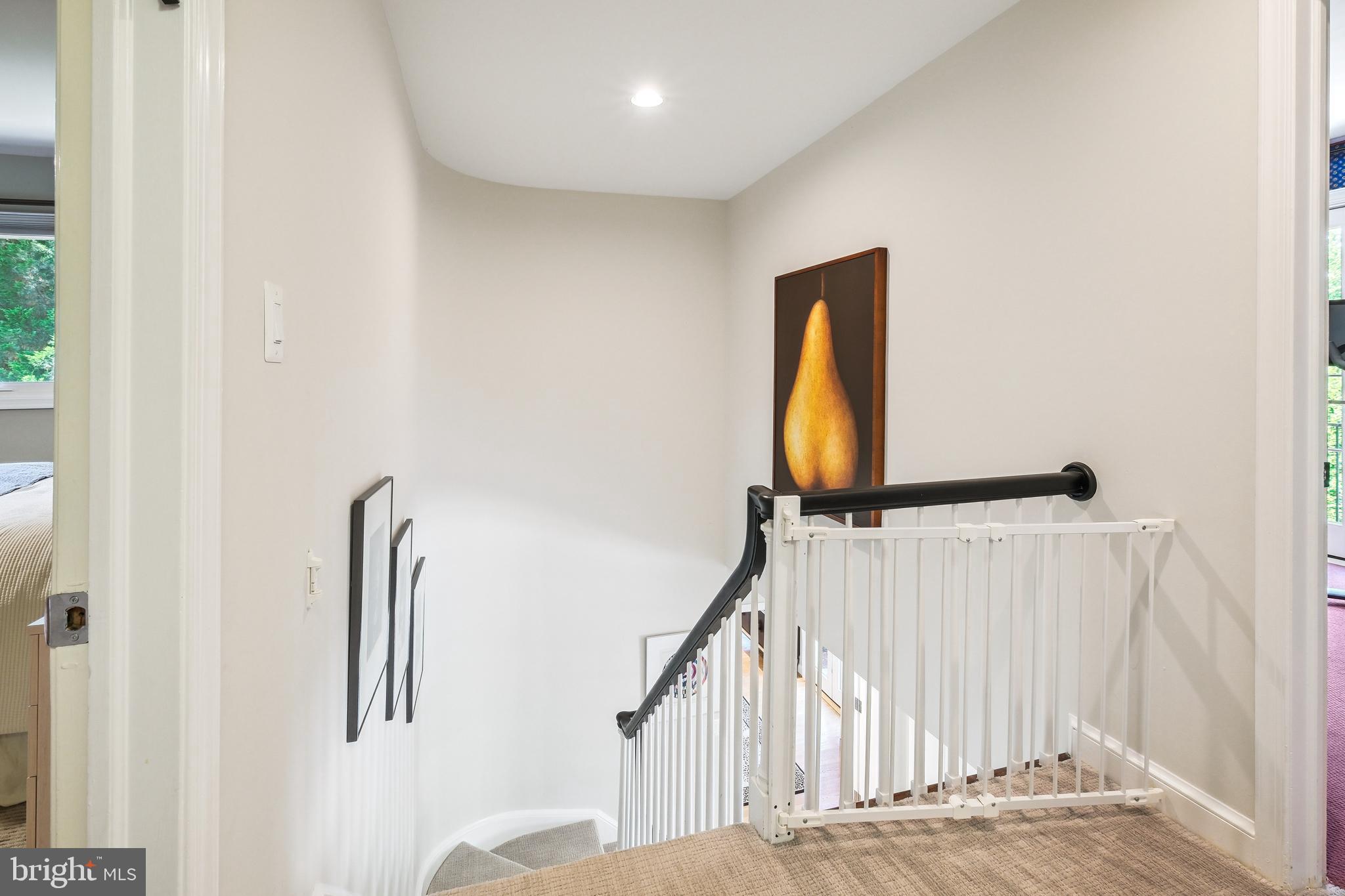 LUXMANOR - Residential