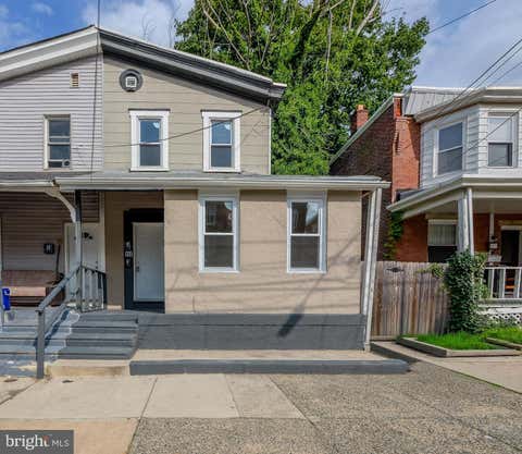 Multifamily For Sale - 111 S 5th Street<br/> DARBY, PA 19023