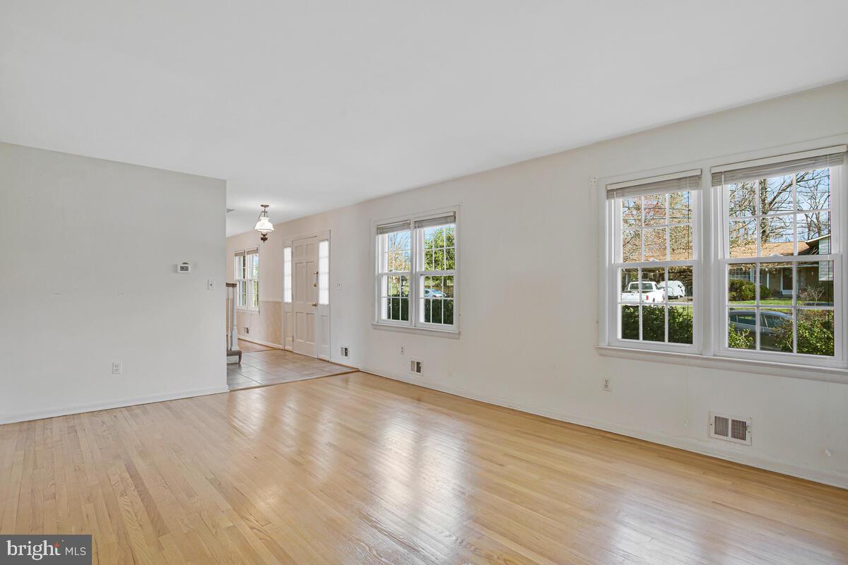 MAGNOLIA SPRINGS - Residential