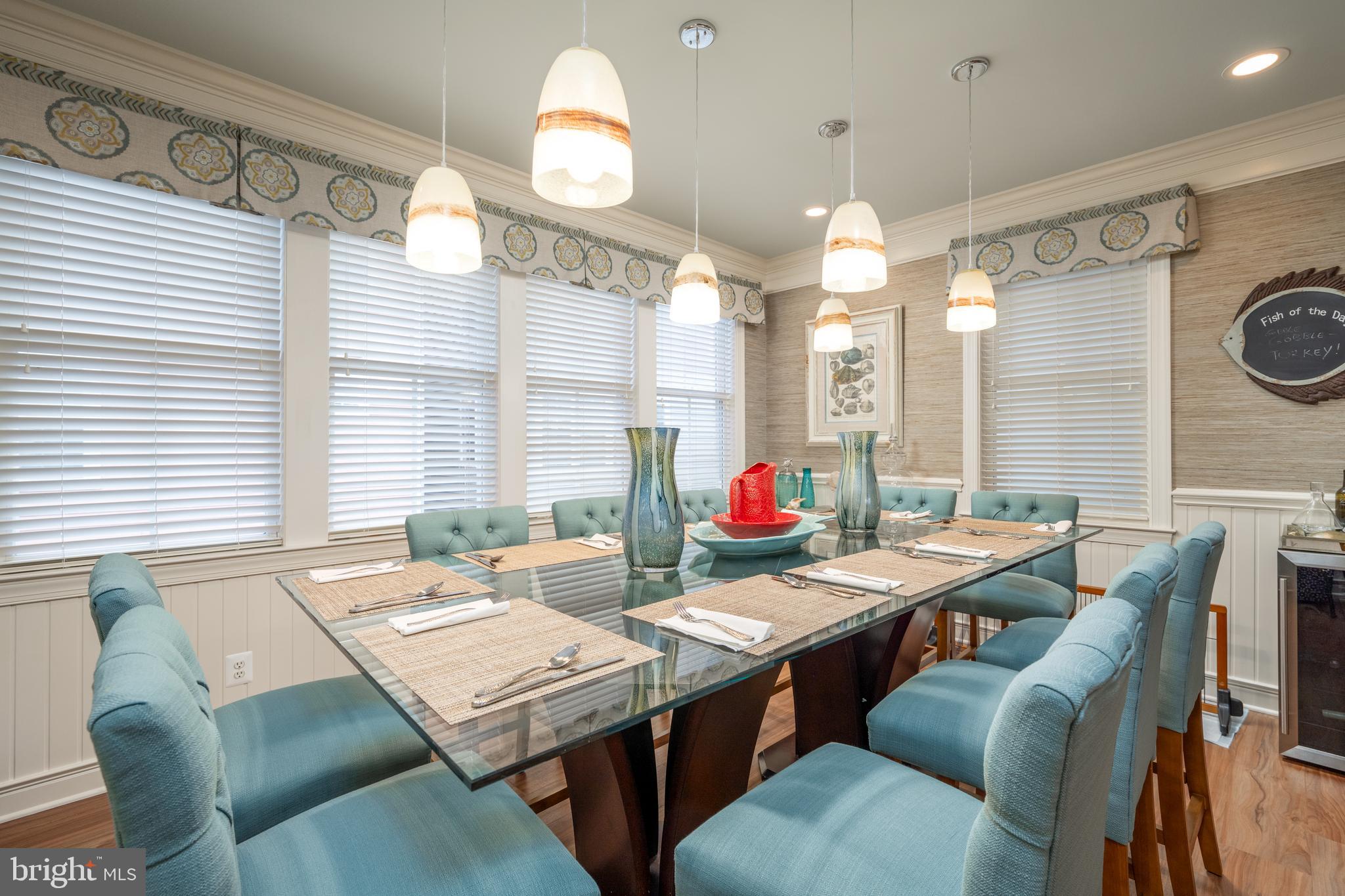 SUNSET ISLAND - Residential