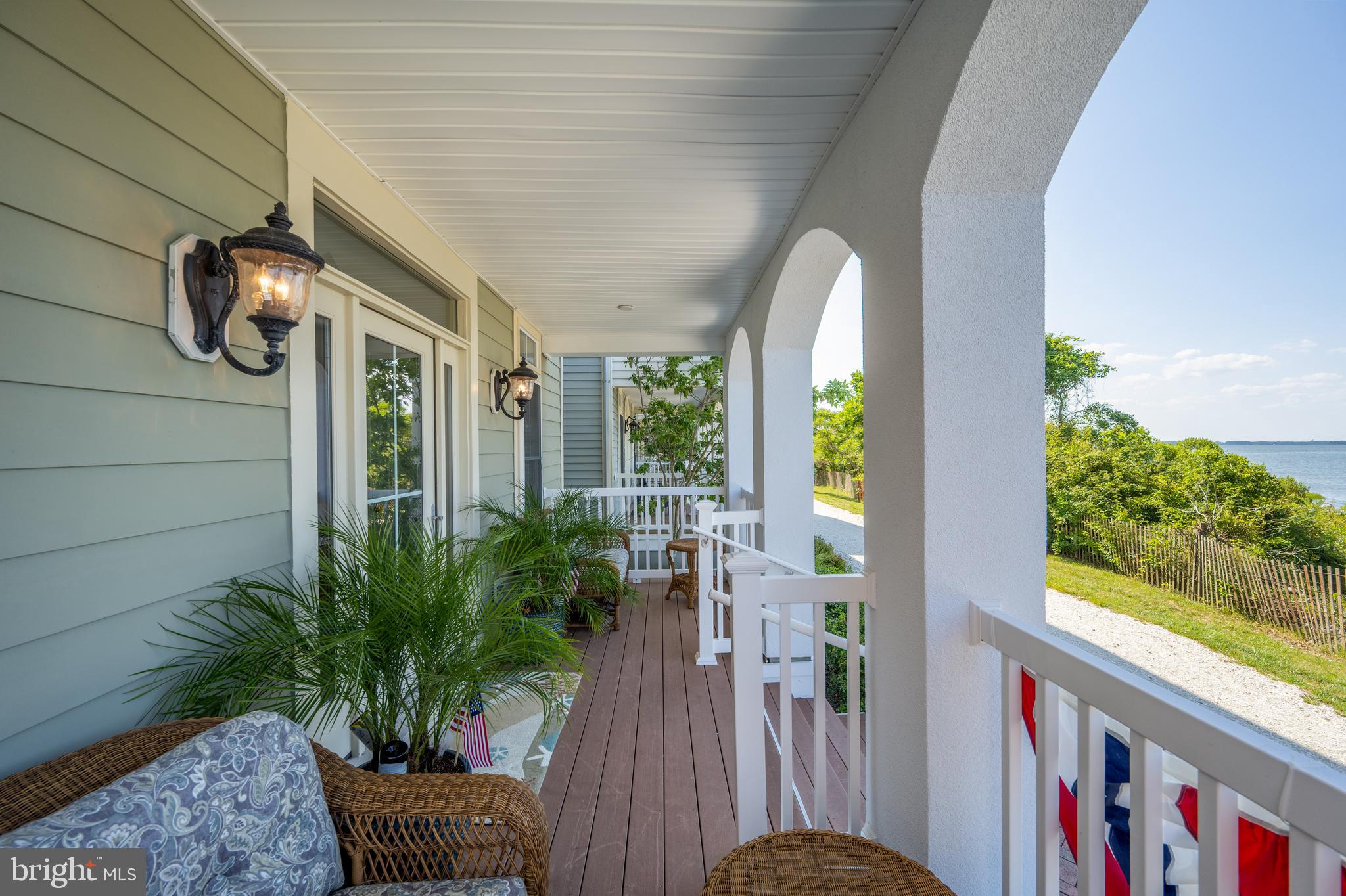 SUNSET ISLAND - Residential