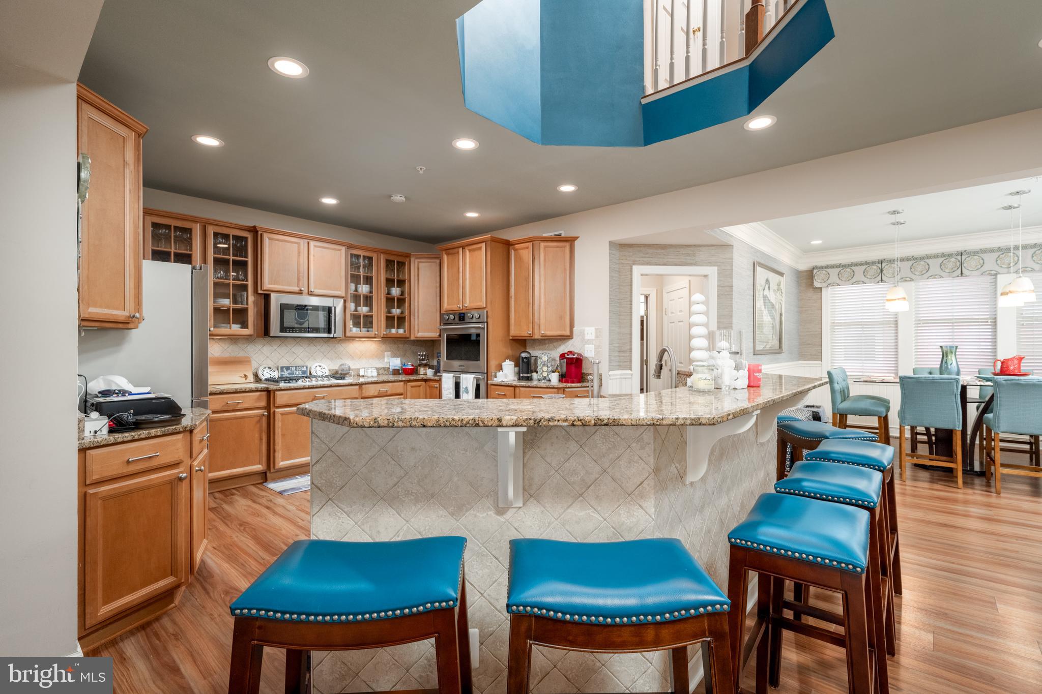 SUNSET ISLAND - Residential