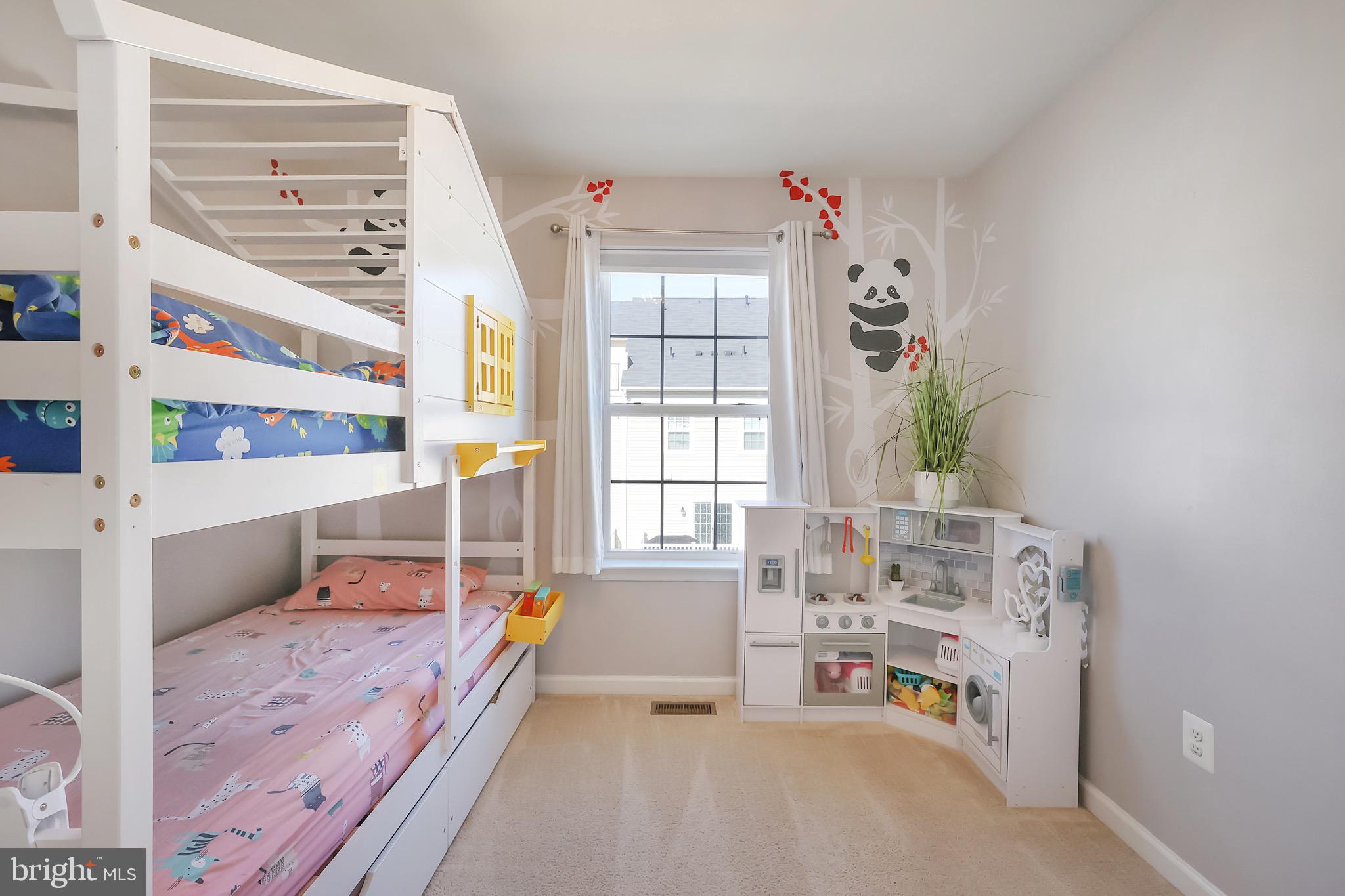 OXFORD SQUARE - Residential