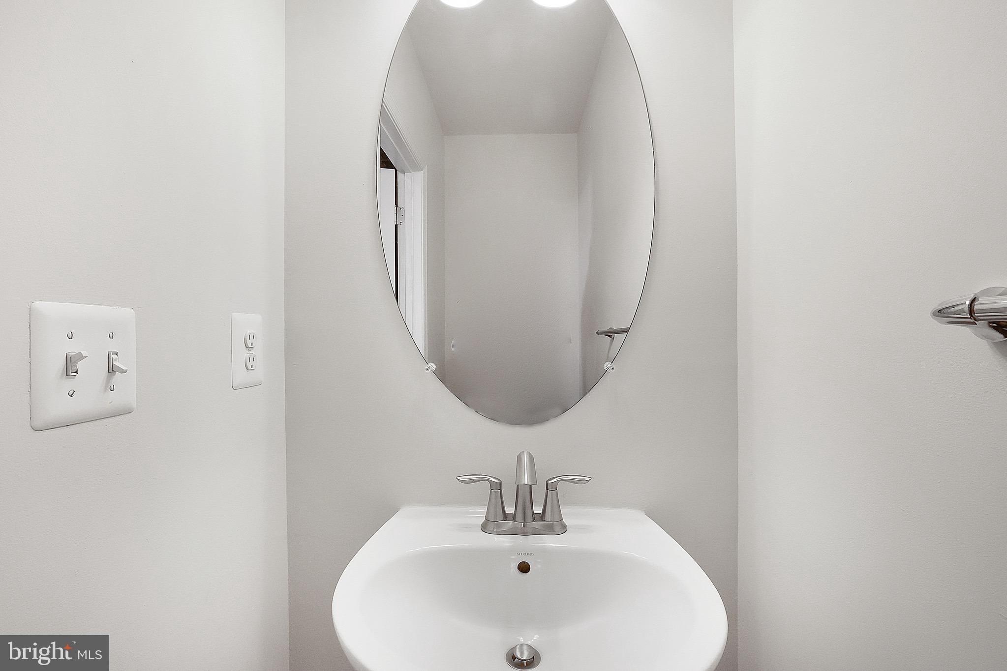 OXFORD SQUARE - Residential