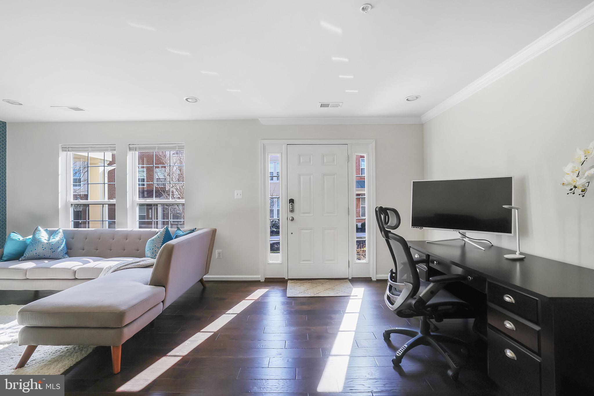 OXFORD SQUARE - Residential