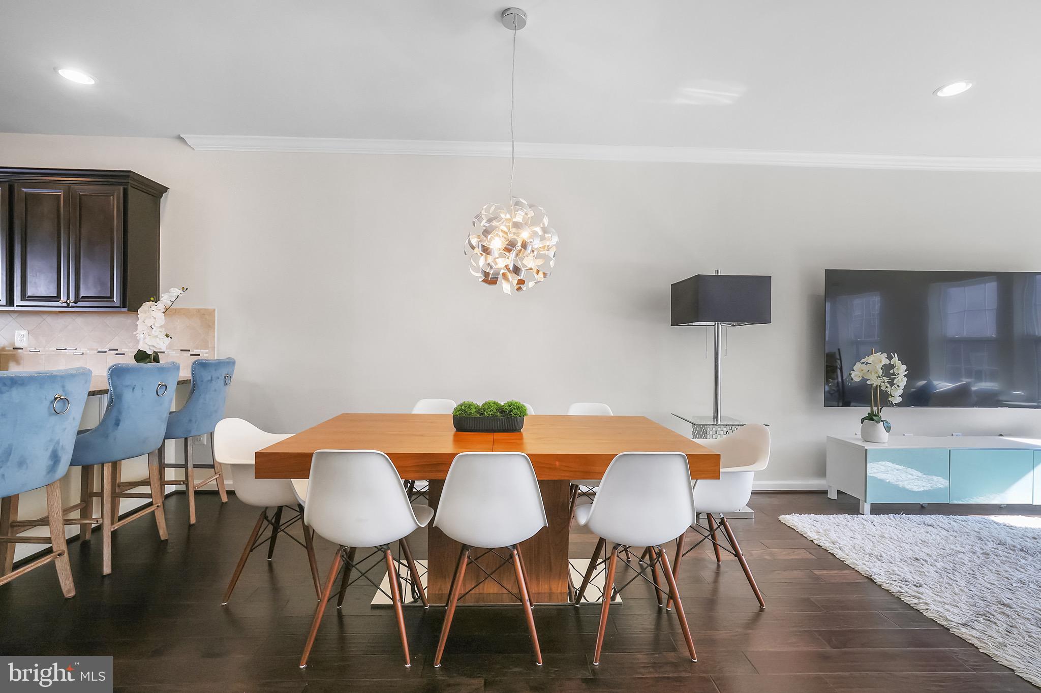 OXFORD SQUARE - Residential