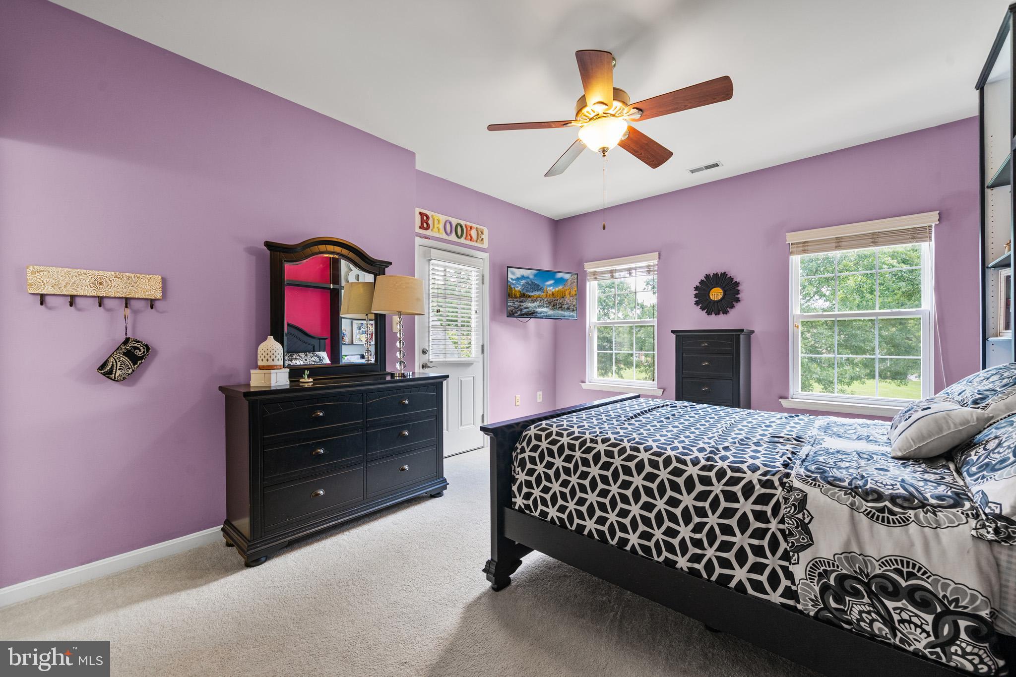 LYONS CREEK OVERLOOK - Residential