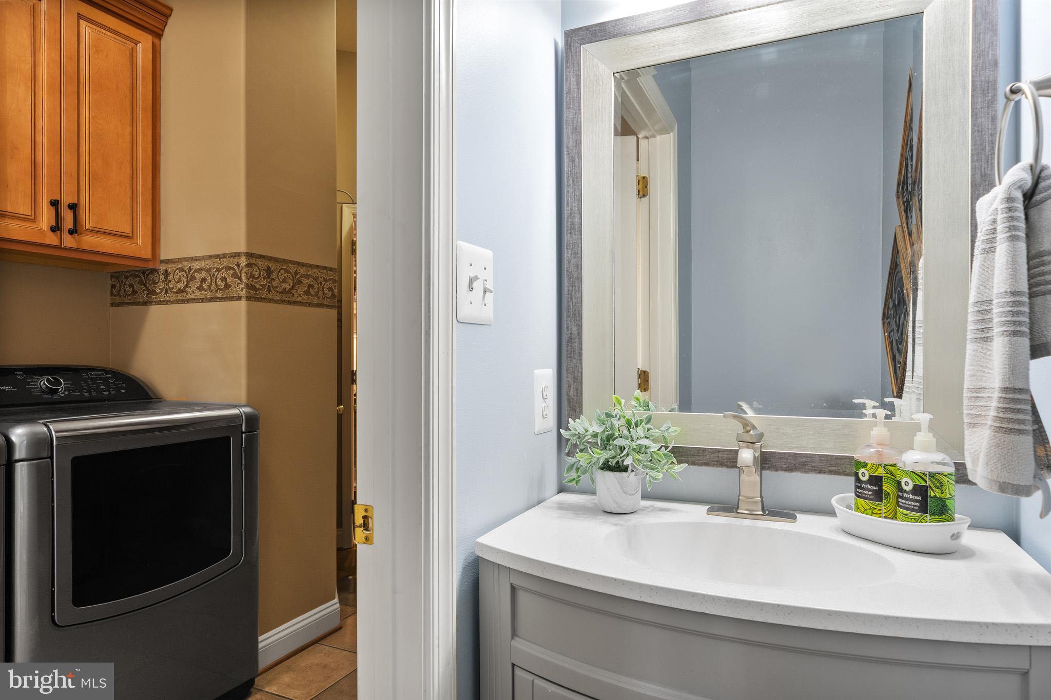 LYONS CREEK OVERLOOK - Residential