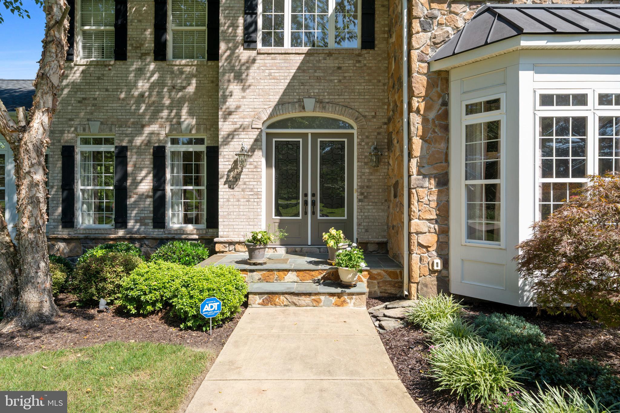 LYONS CREEK OVERLOOK - Residential
