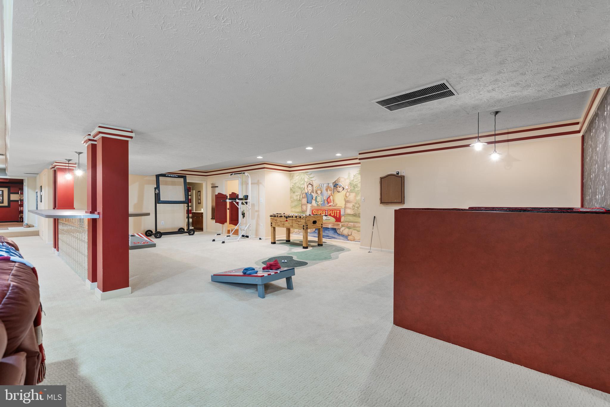 LYONS CREEK OVERLOOK - Residential