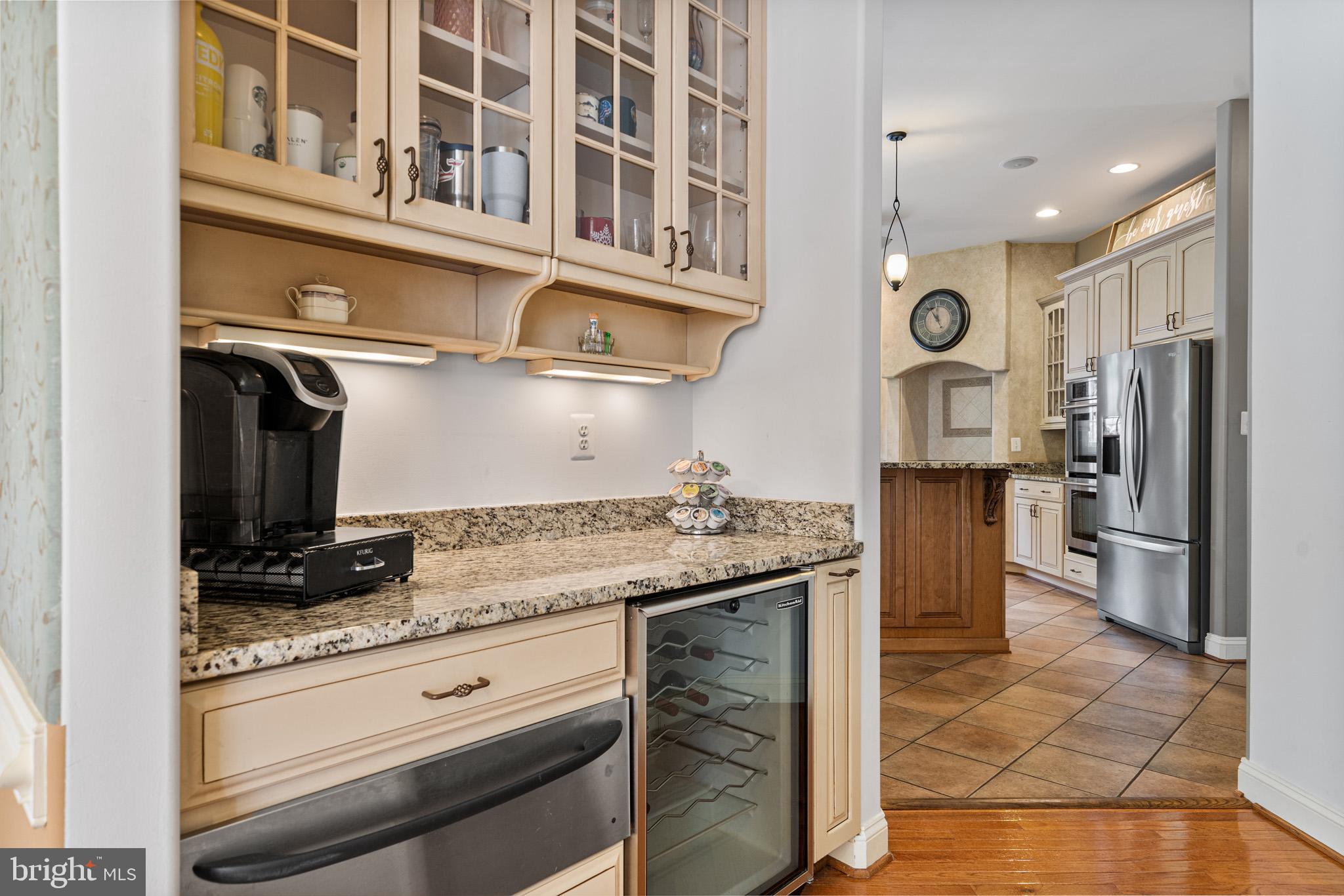 LYONS CREEK OVERLOOK - Residential