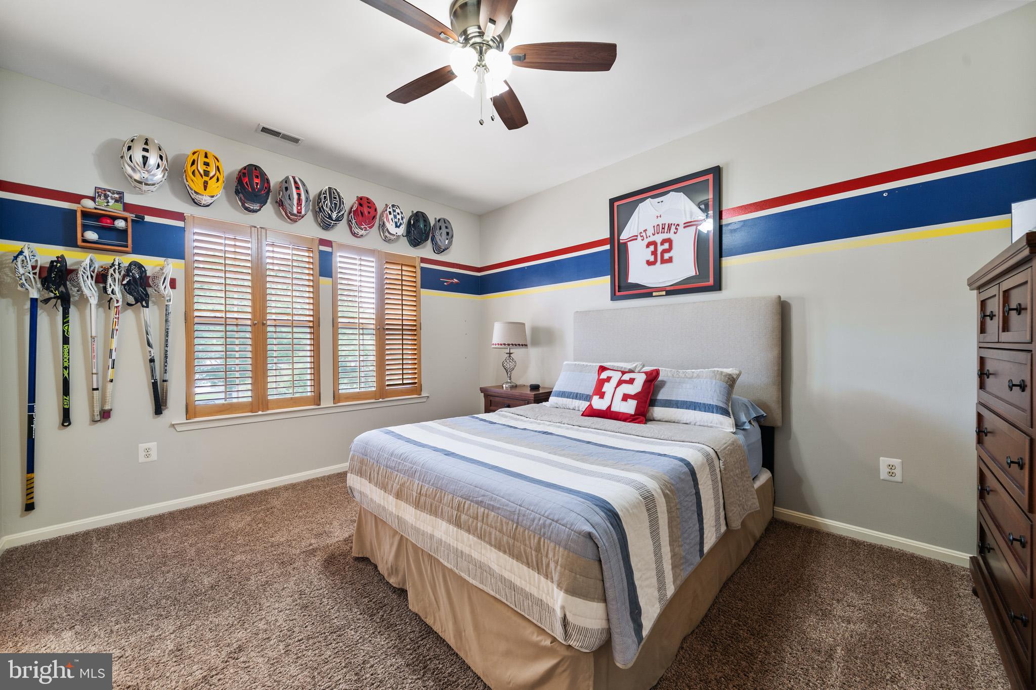 LYONS CREEK OVERLOOK - Residential