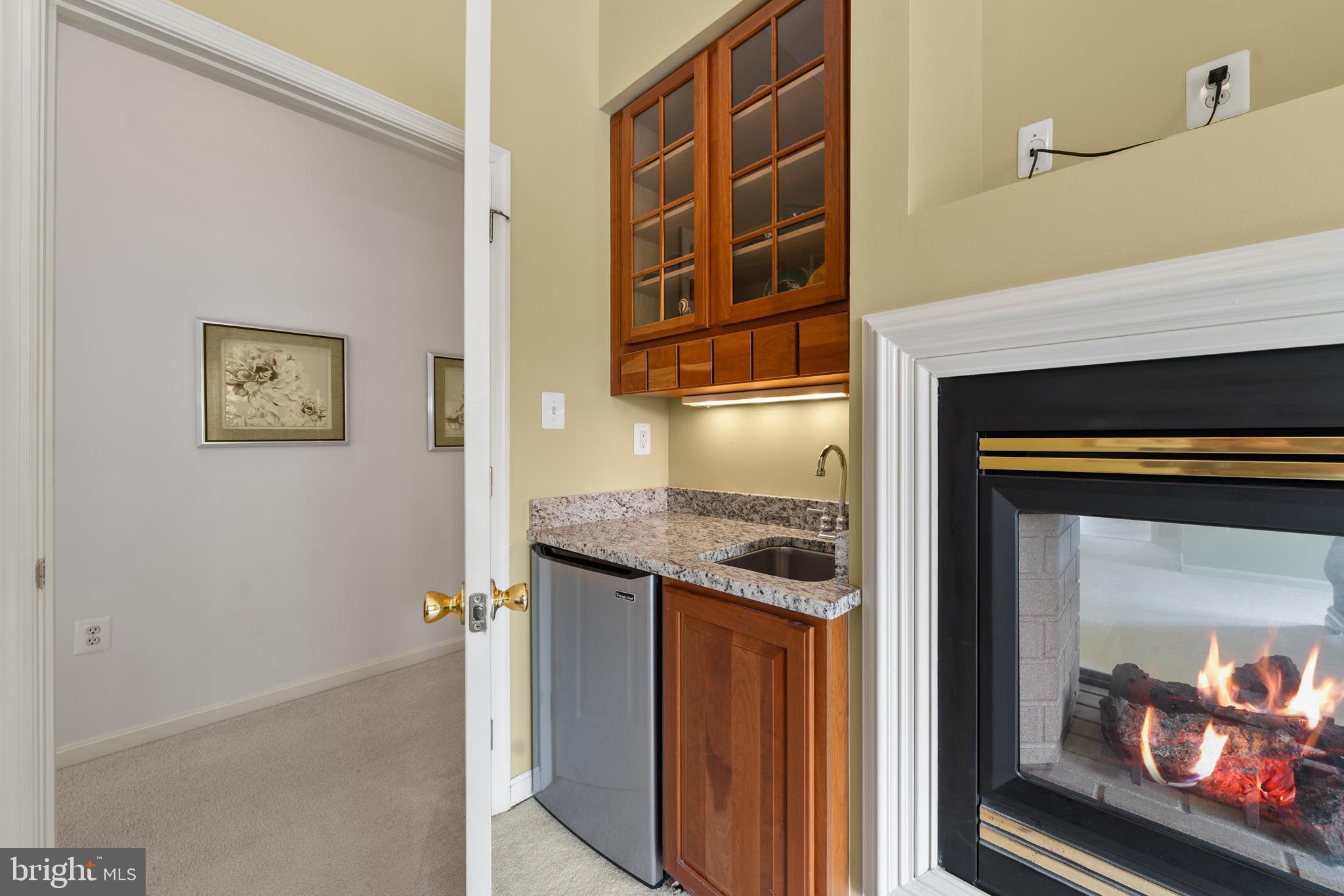 LYONS CREEK OVERLOOK - Residential