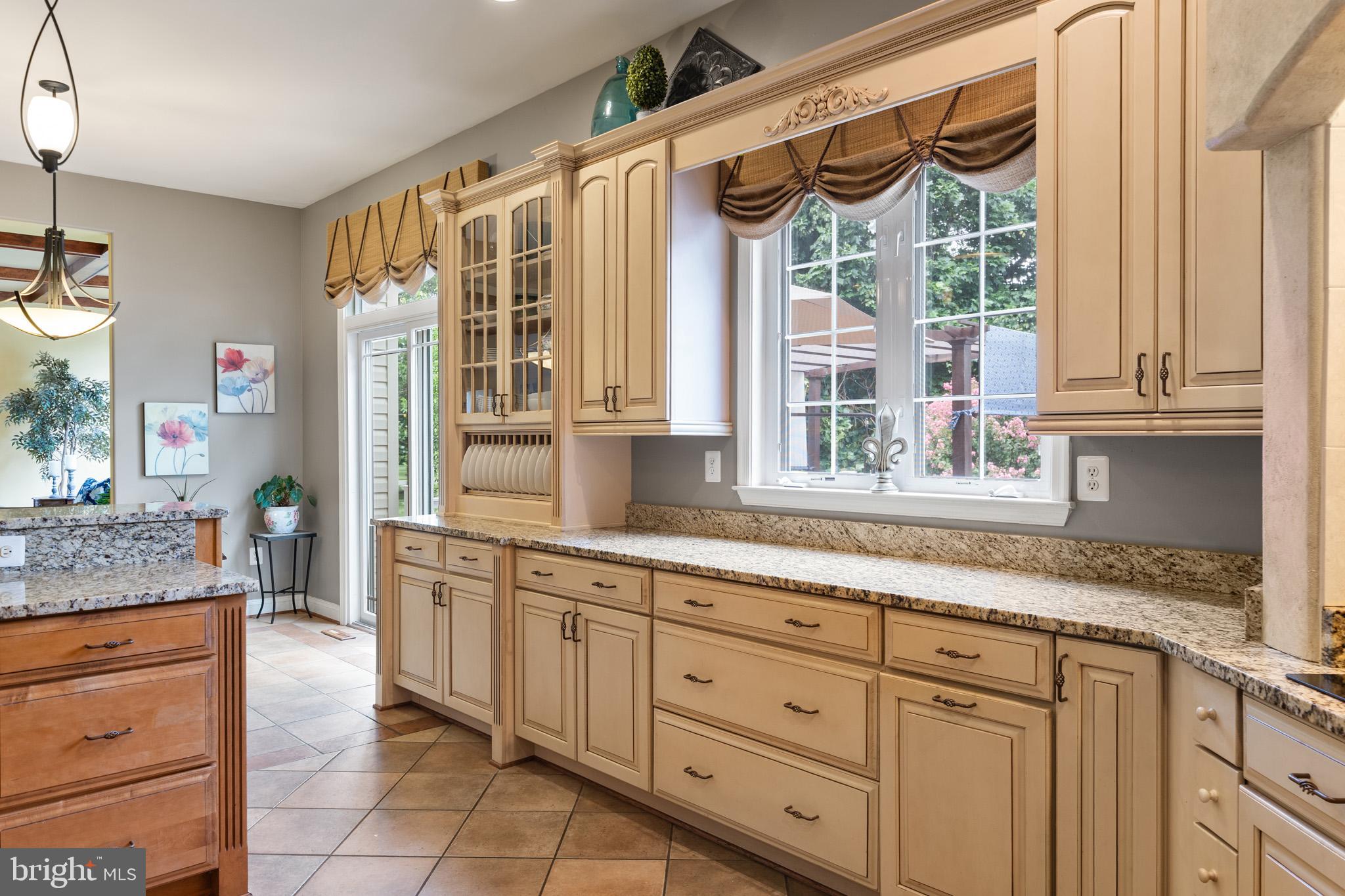 LYONS CREEK OVERLOOK - Residential