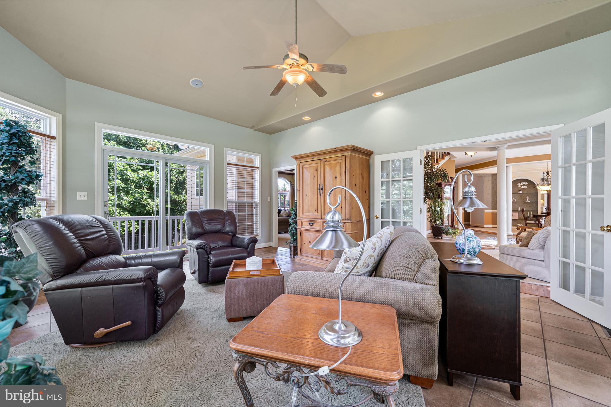 LYONS CREEK OVERLOOK - Residential