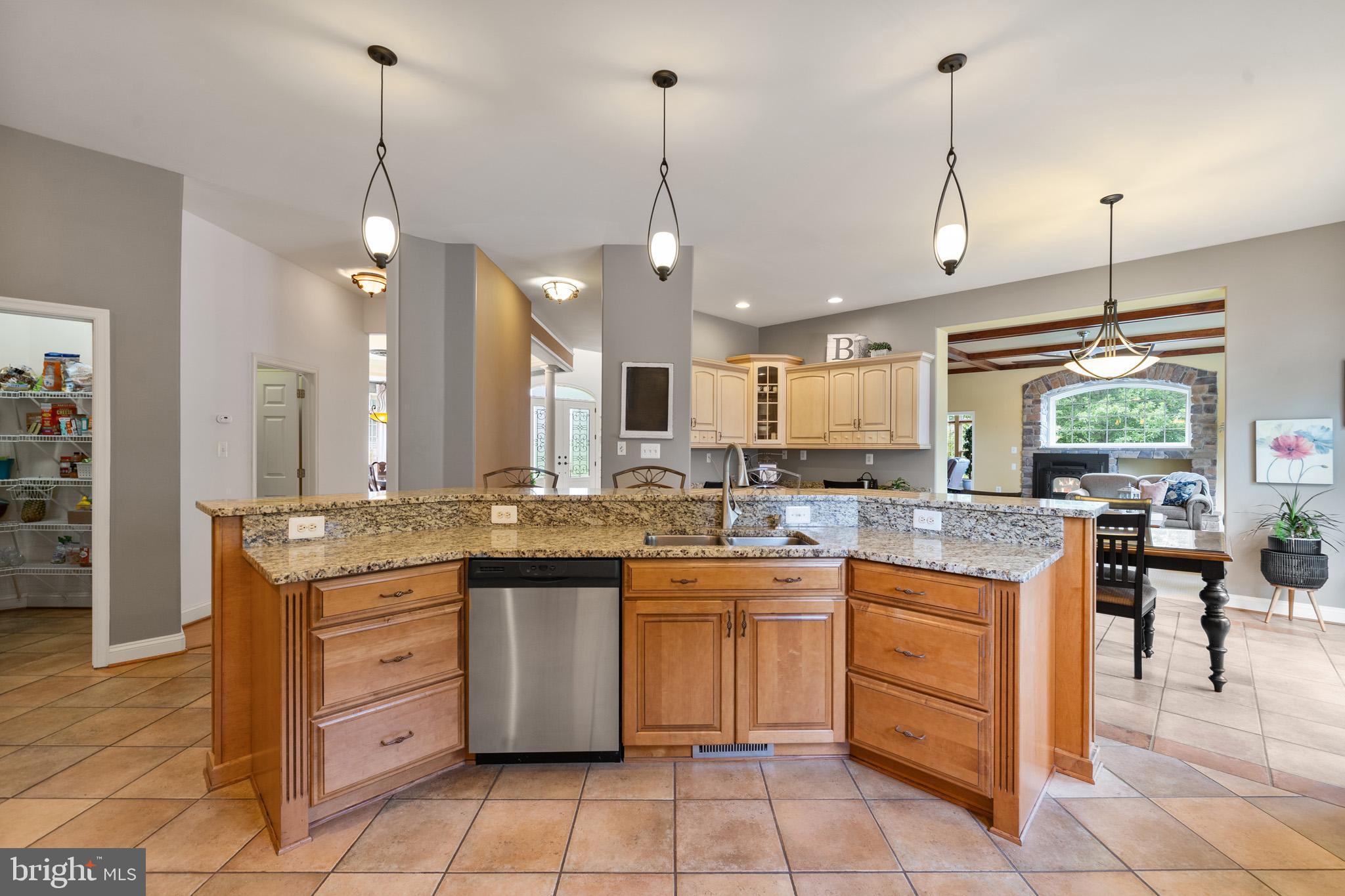 LYONS CREEK OVERLOOK - Residential