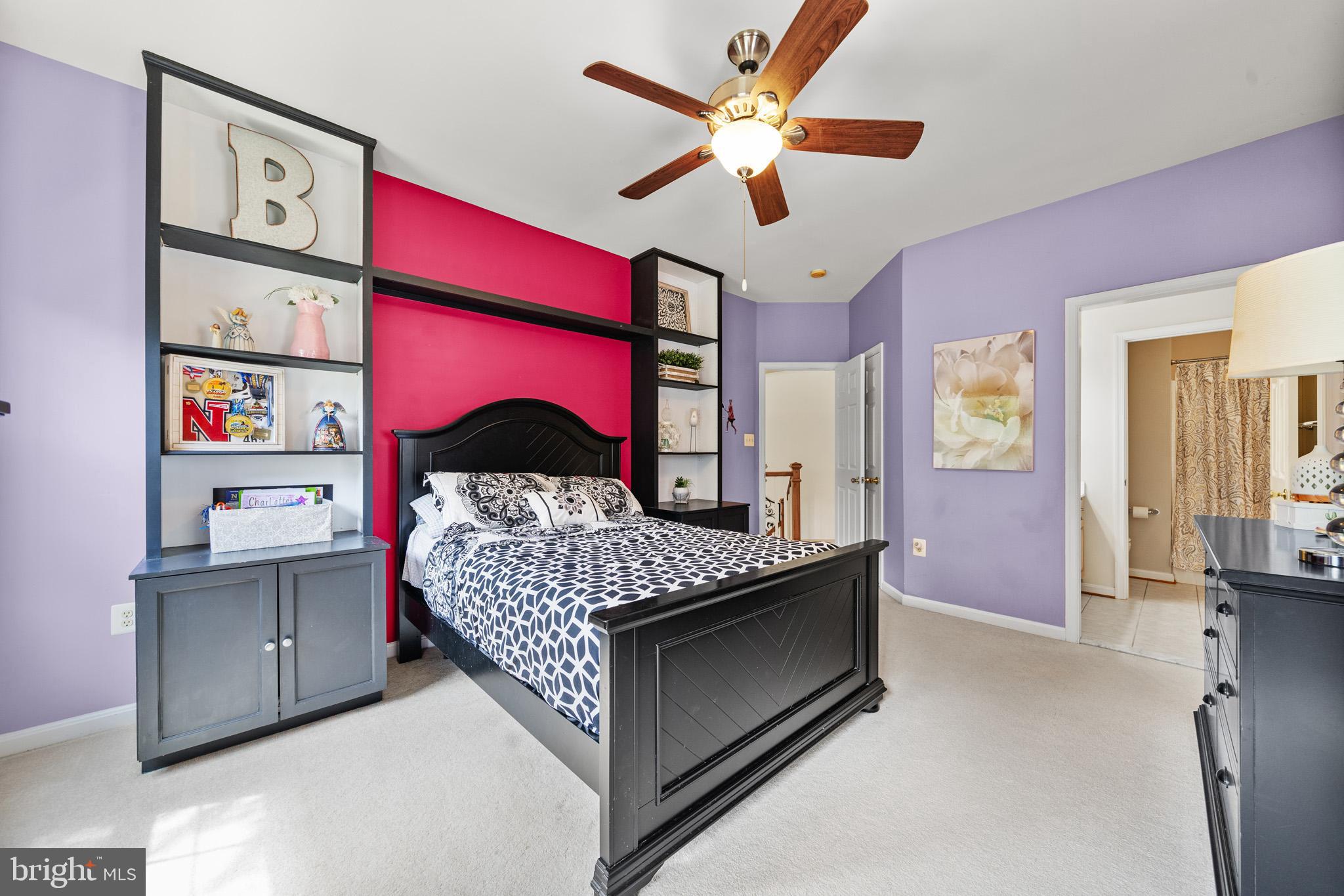 LYONS CREEK OVERLOOK - Residential