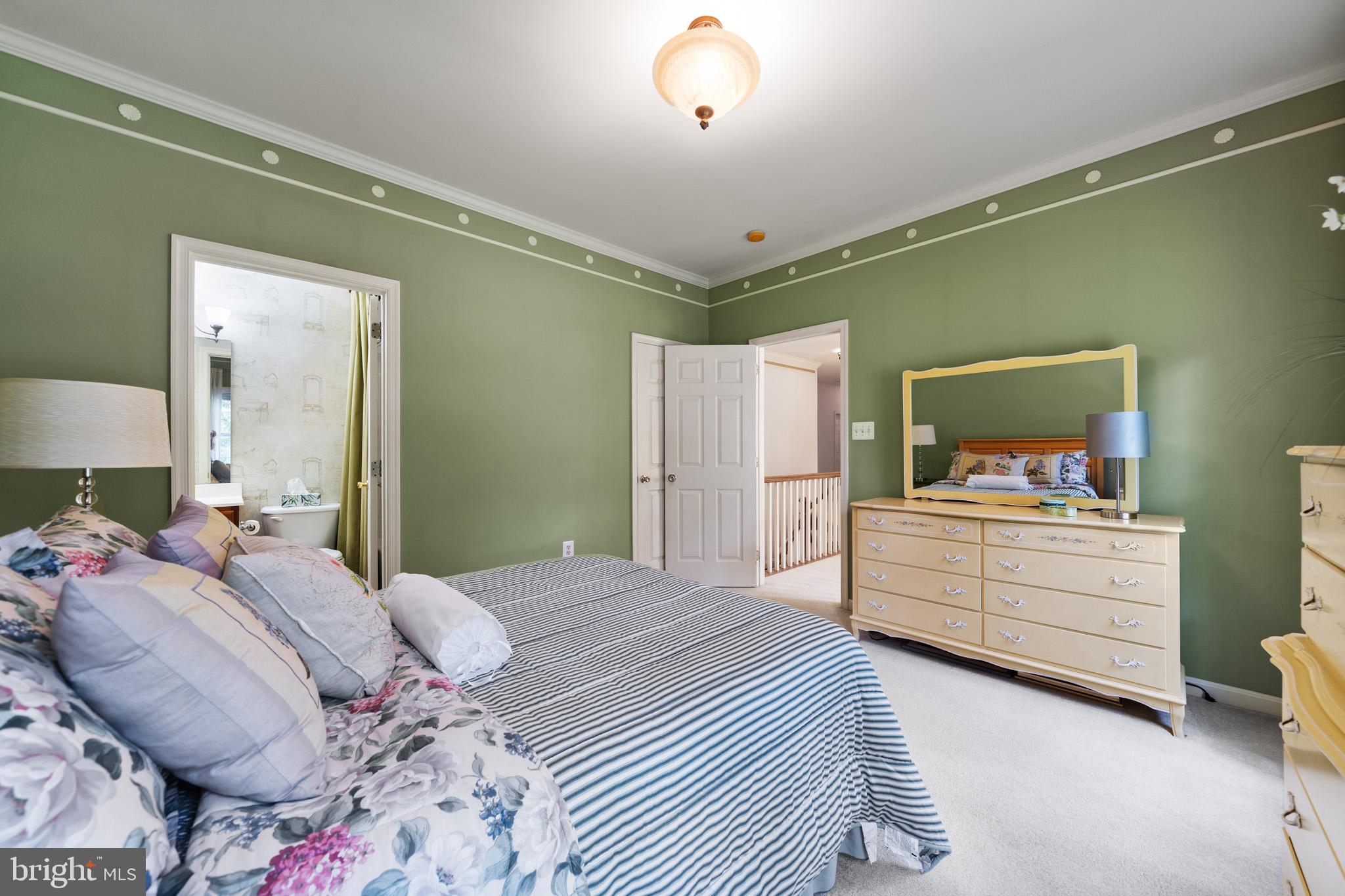 LYONS CREEK OVERLOOK - Residential