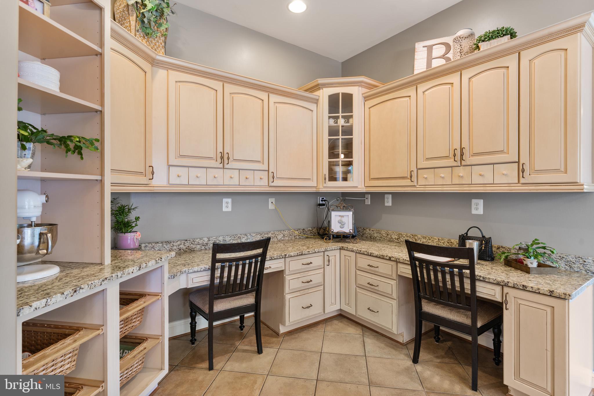 LYONS CREEK OVERLOOK - Residential