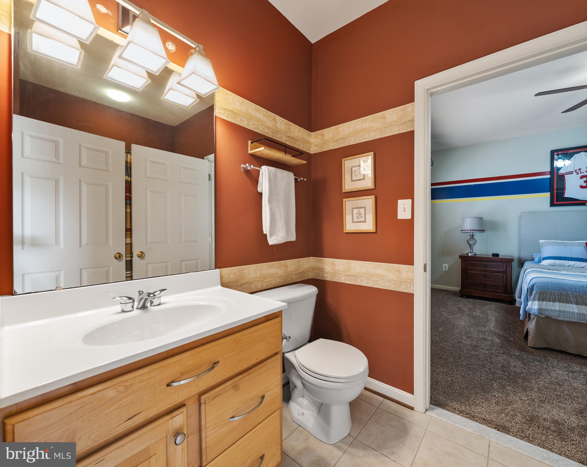 LYONS CREEK OVERLOOK - Residential