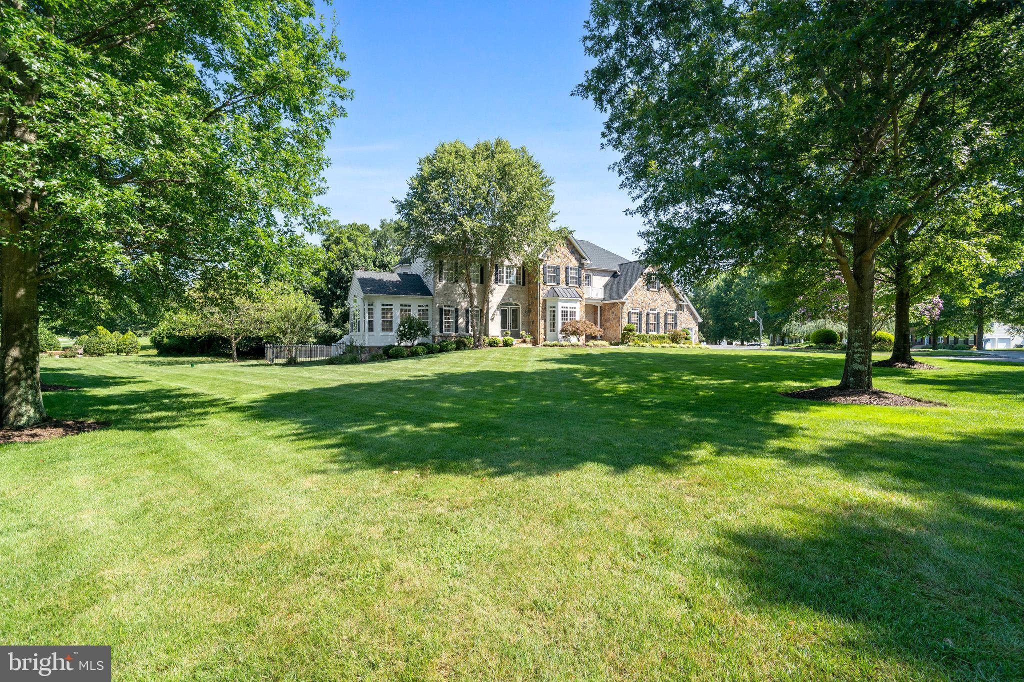 LYONS CREEK OVERLOOK - Residential