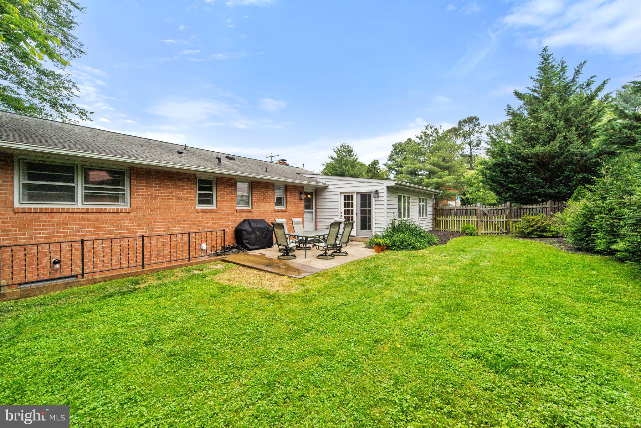 FRANCIS - Residential