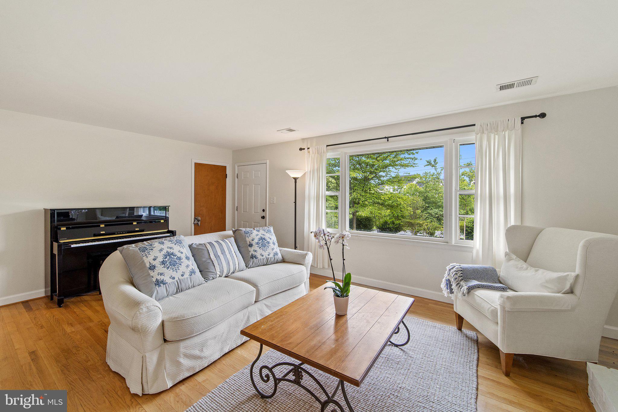 FRANCIS - Residential