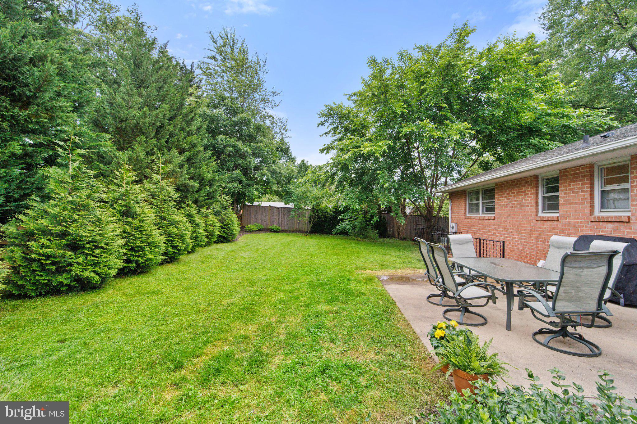 FRANCIS - Residential