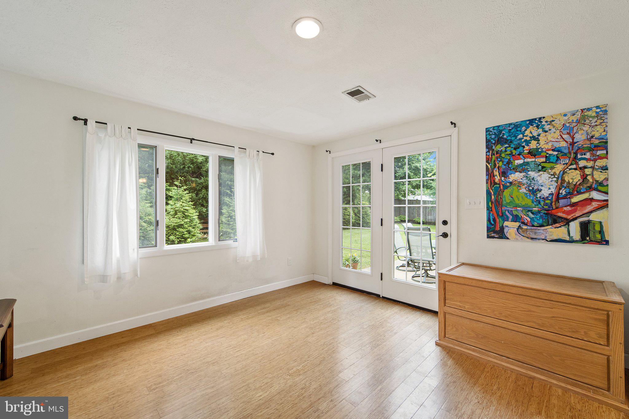 FRANCIS - Residential