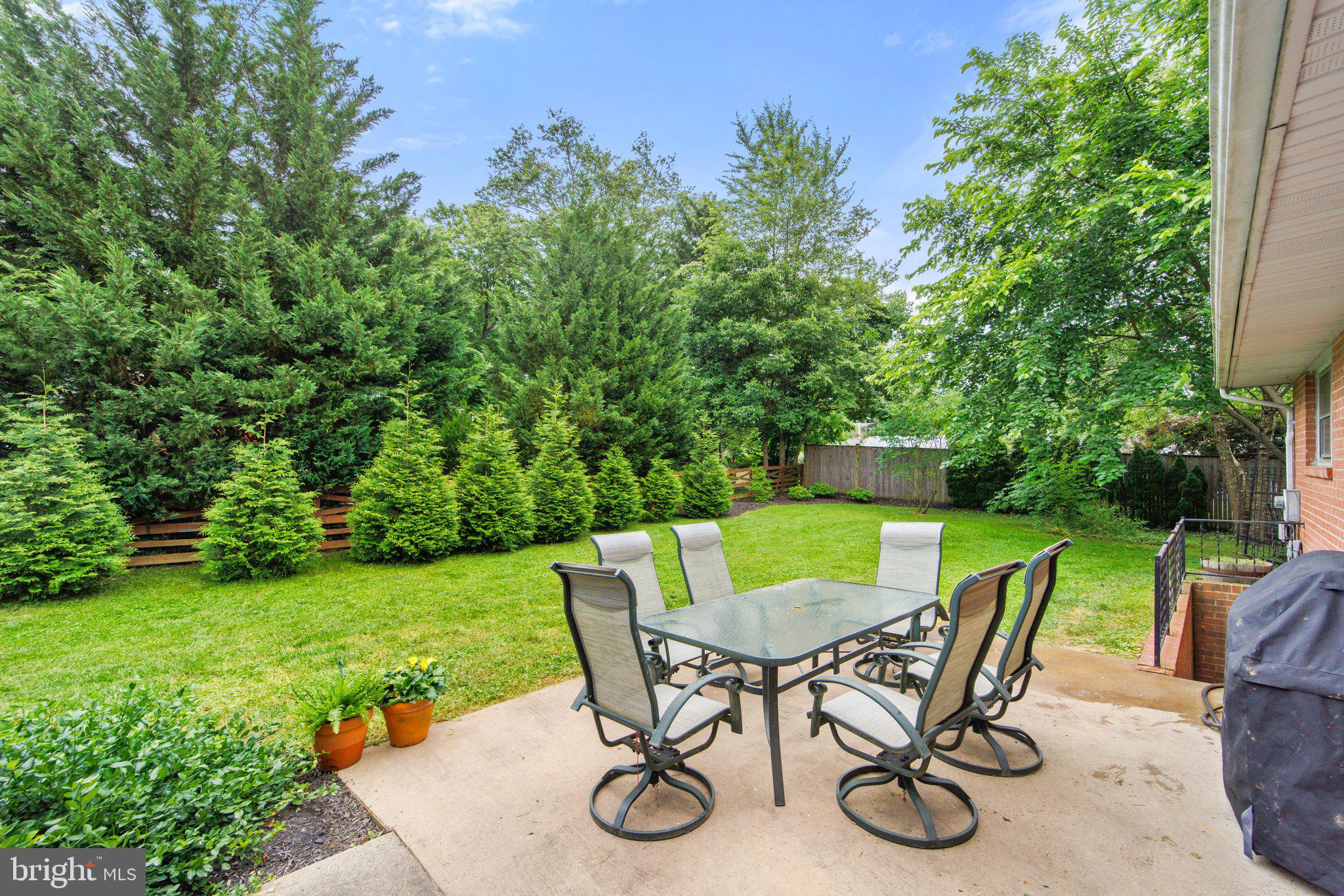 FRANCIS - Residential