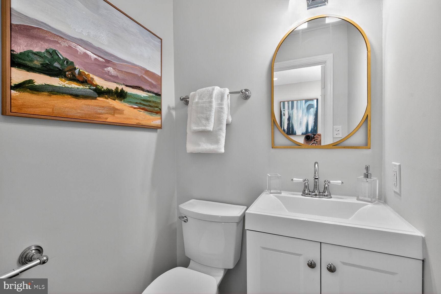 NORTH KENSINGTON - Residential